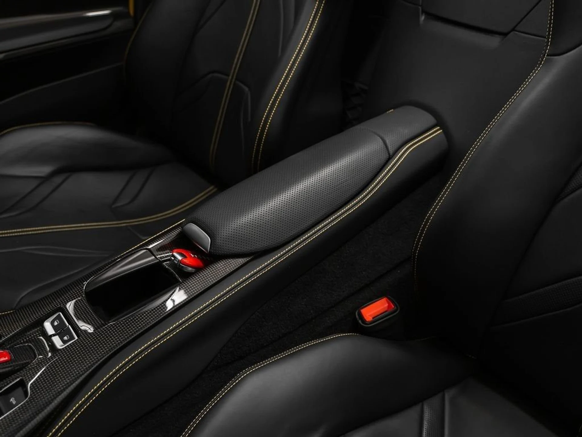 mph062_576680901_63_a62c99bb43