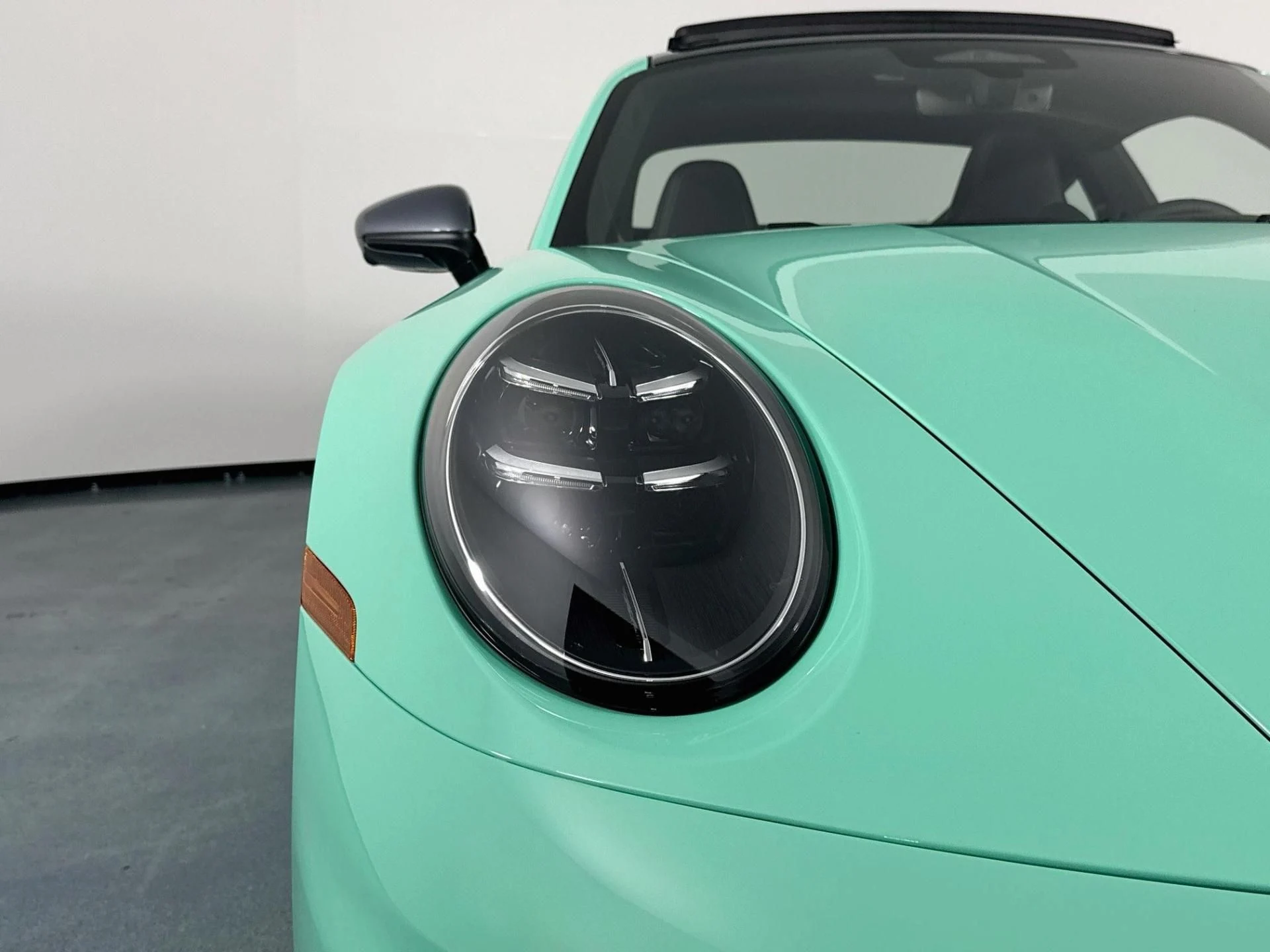 mph062_616463856_Used_2026_Porsche_911_Carrera_T_1787948849_e10ce43908