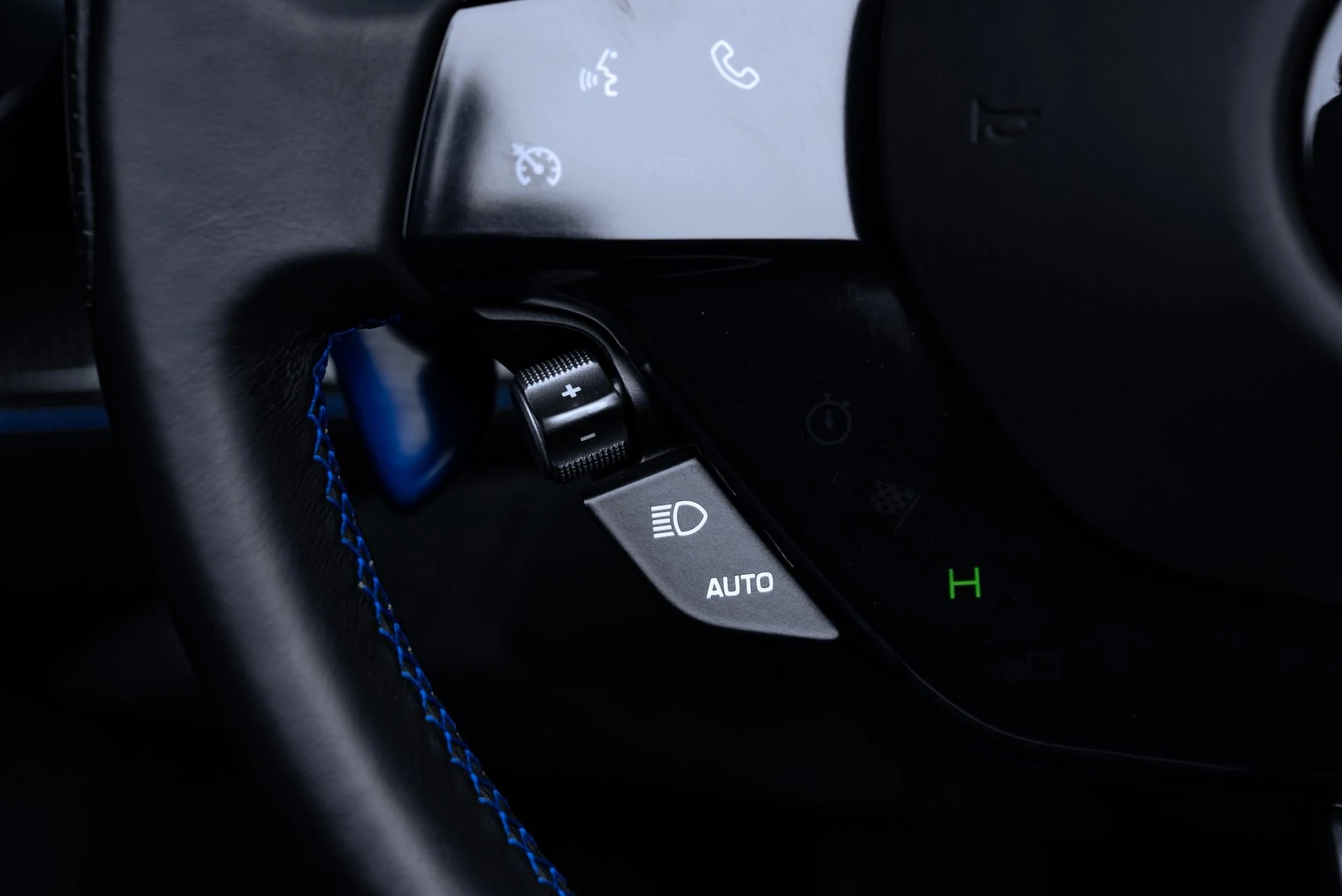 mph062_651178216_Used_2023_Ferrari_SF_90_Spider_1773351292_98d7f7b598