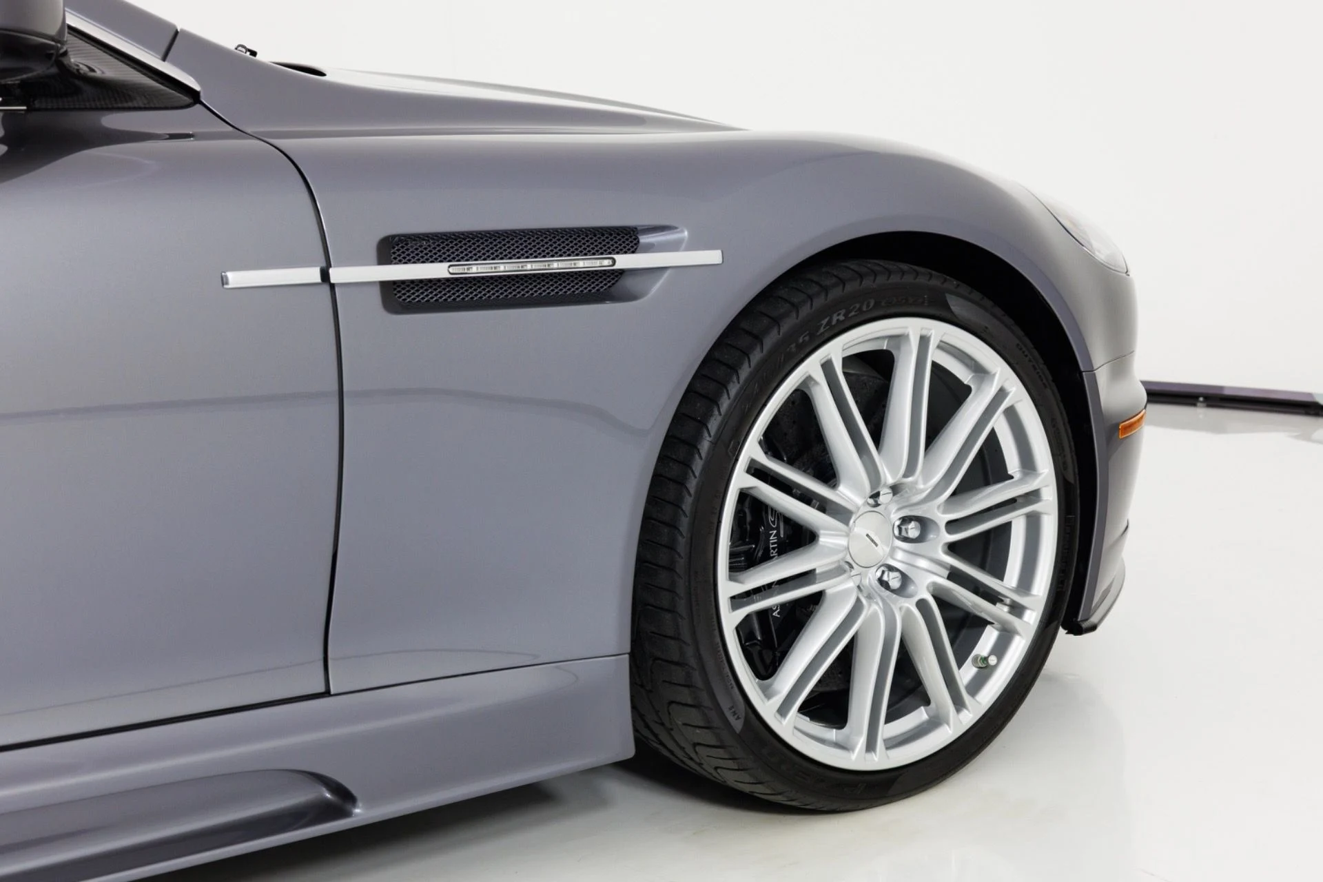 mph062_706542637_Used_2010_Aston_Martin_DBS_1792190118_905c0db834