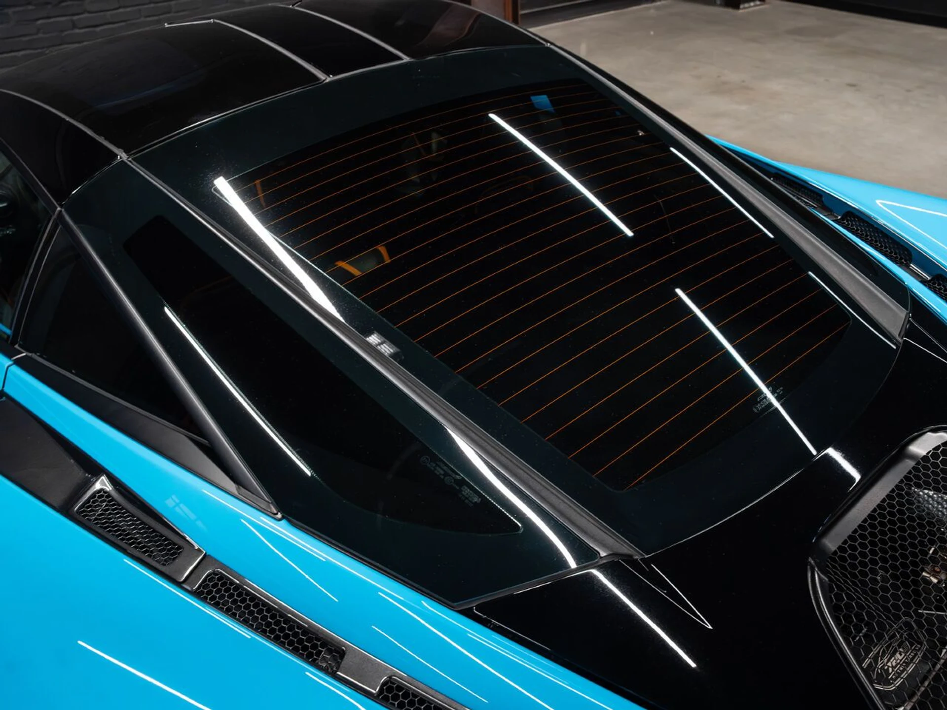 mph062_758056792_mclaren_720s_2018_9f8e220ffc