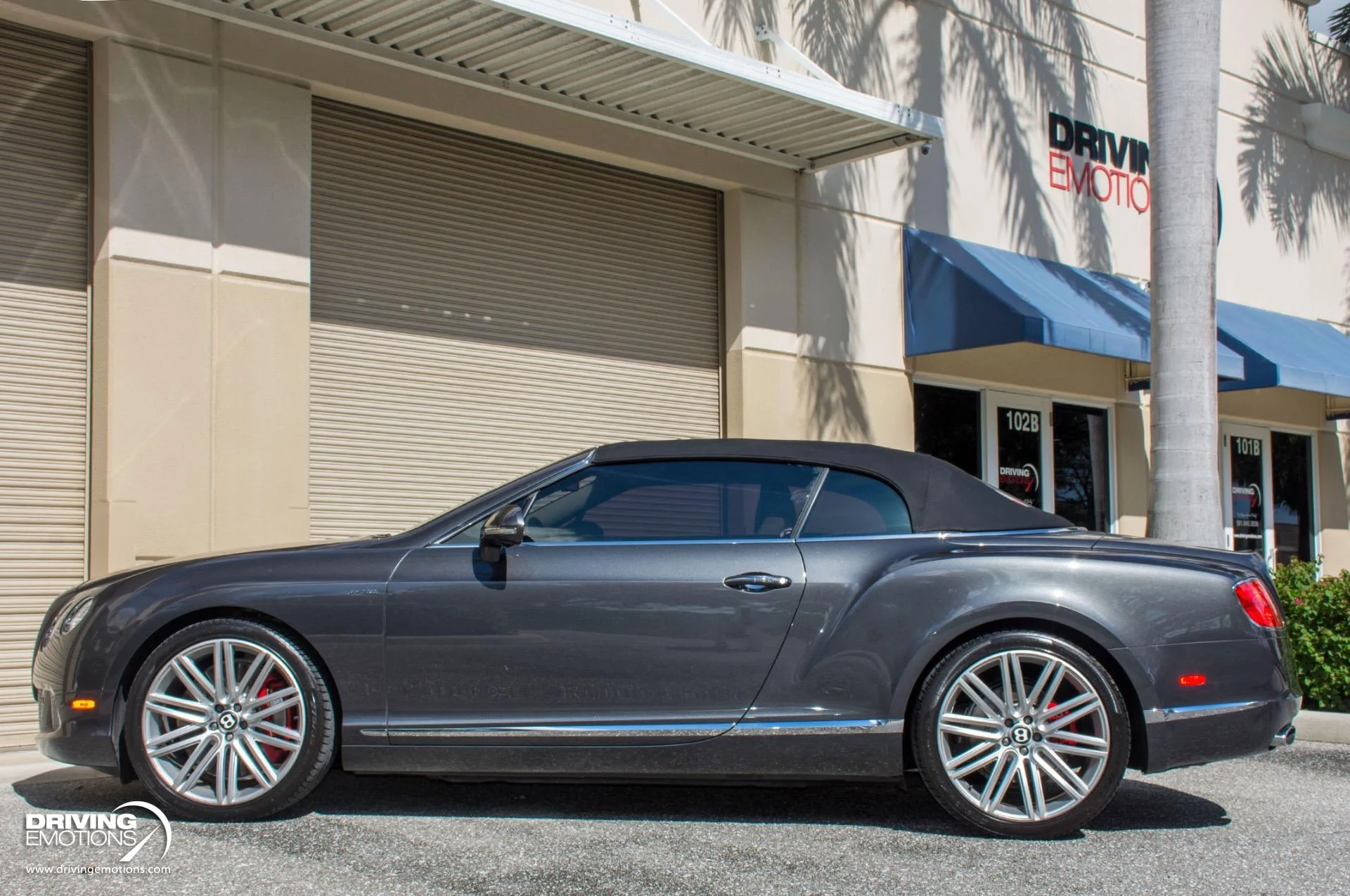 mph062_811830707_871_p63_l_c6481243de