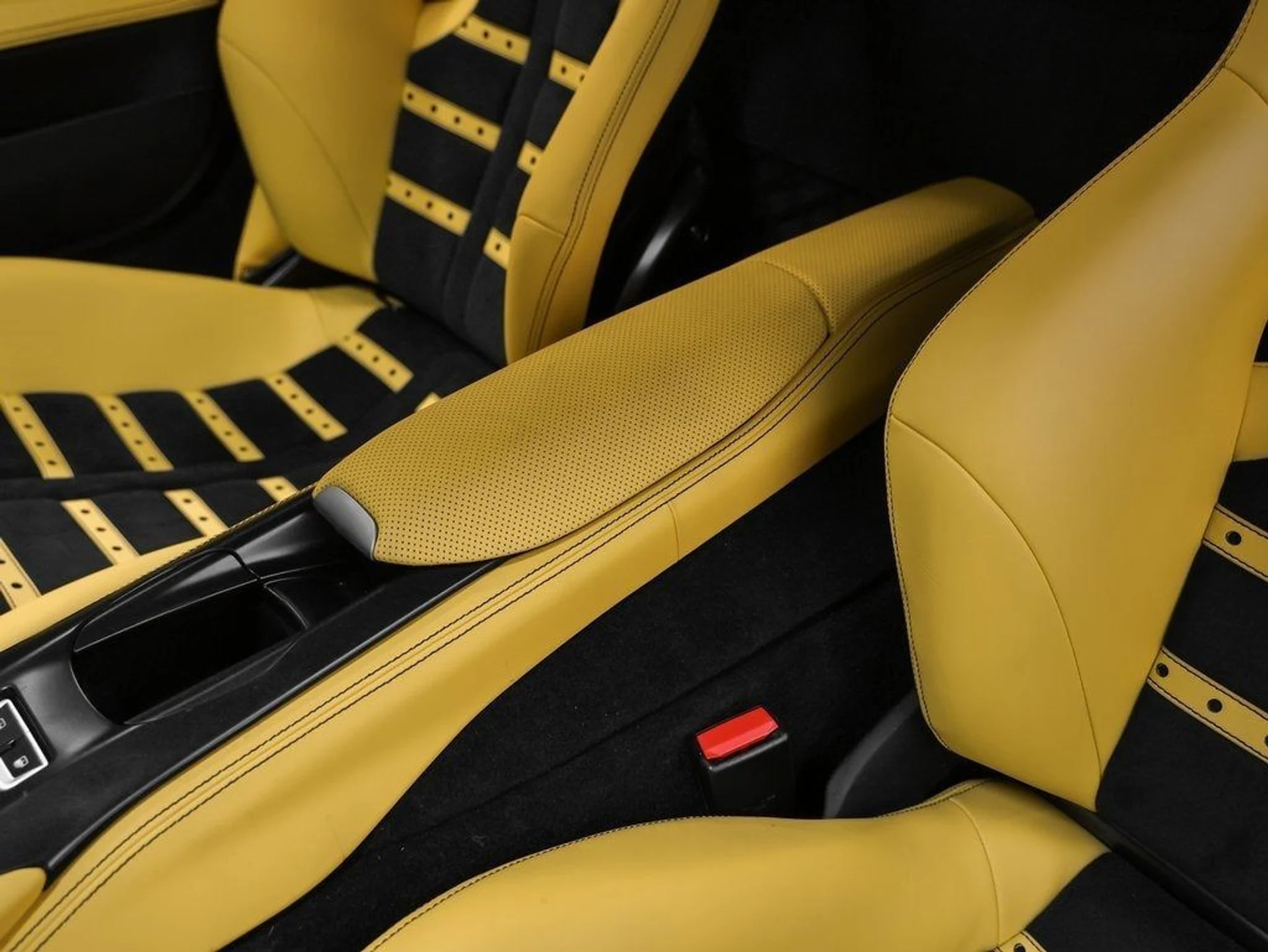 mph062_867723395_63_e107d3acbb