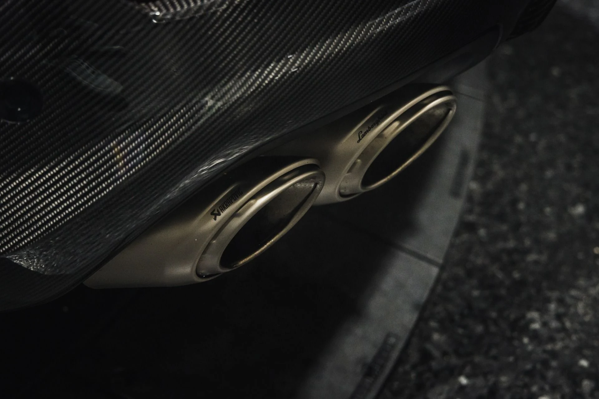 mph062_881093962_Used_2023_Lamborghini_Urus_Performante_1775866515_df7a26f547