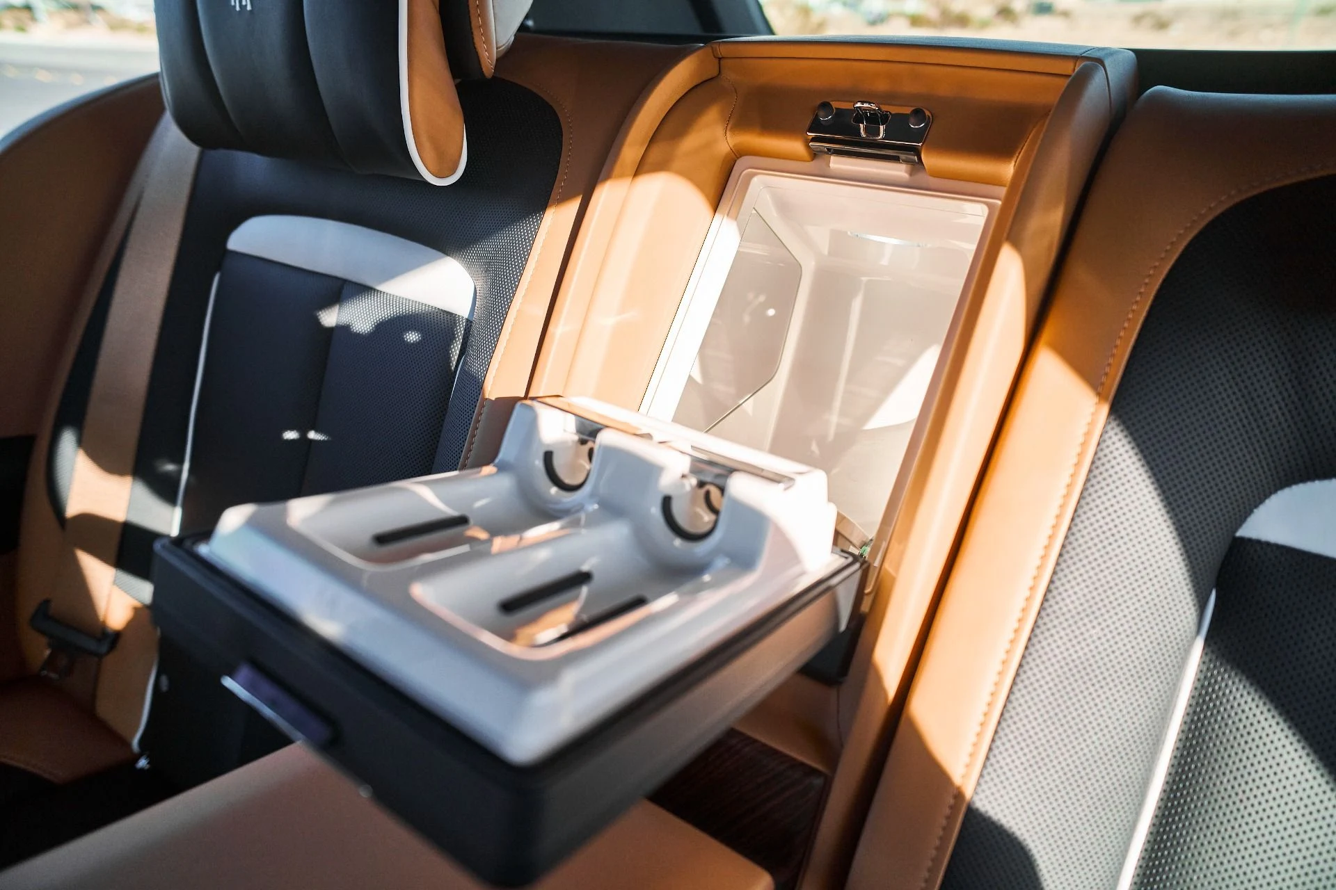 mph062_913641228_Used_2025_Rolls_Royce_Cullinan_Base_1766020467_d803bcaa89