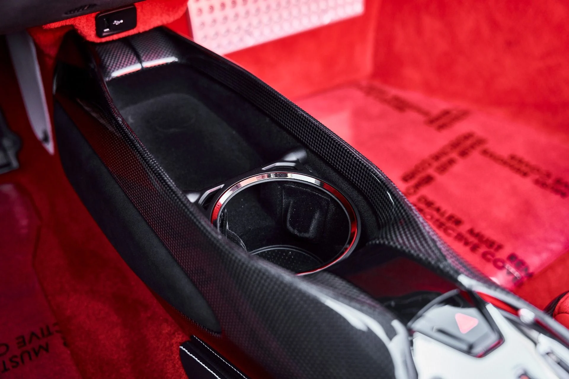 mph062_916440701_Used_2025_Ferrari_SF_90_Spider_Base_1776876623_831ccddf96