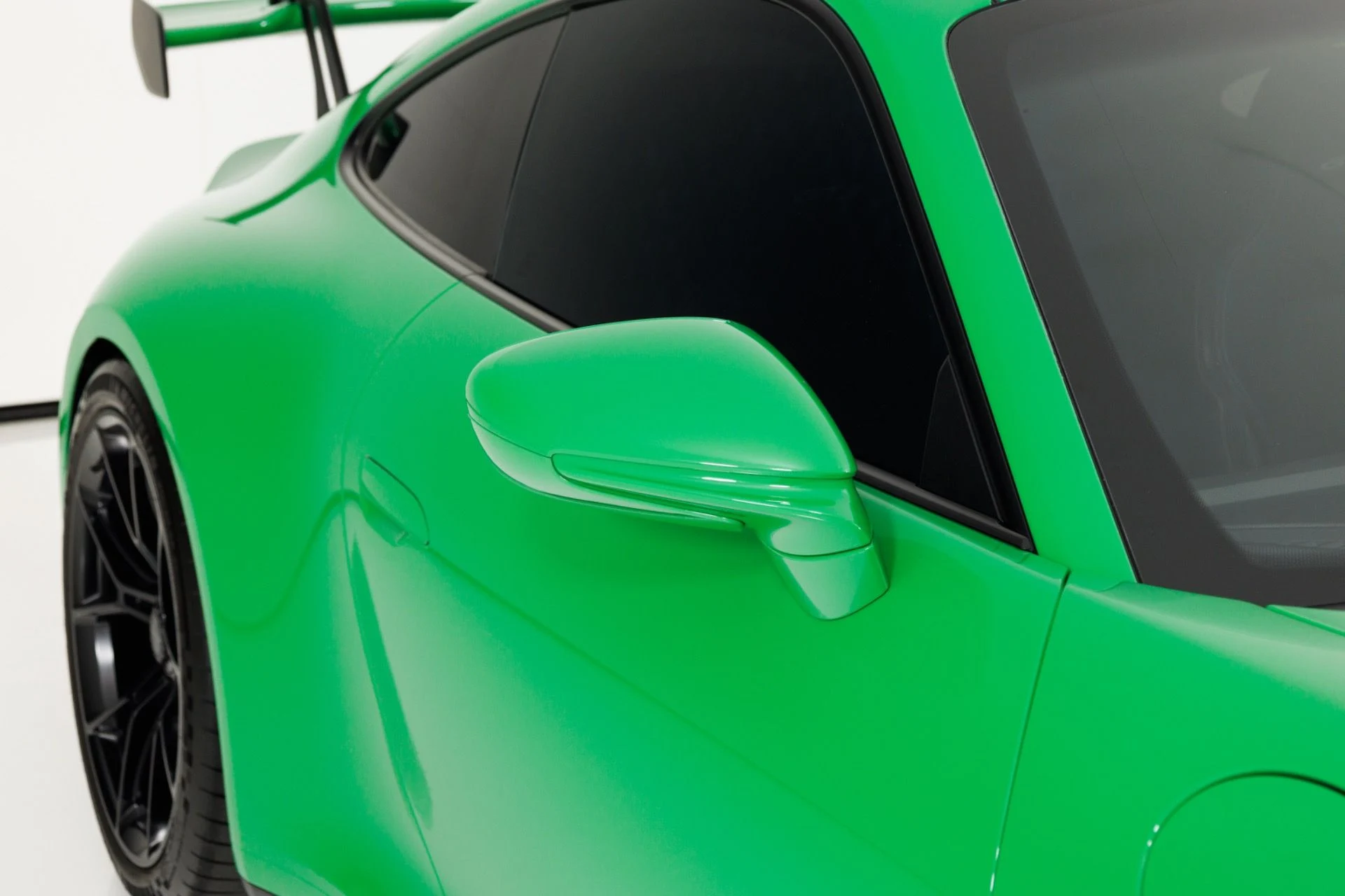 mph062_935178952_Used_2022_Porsche_911_GT_3_1781204542_0da81d882d