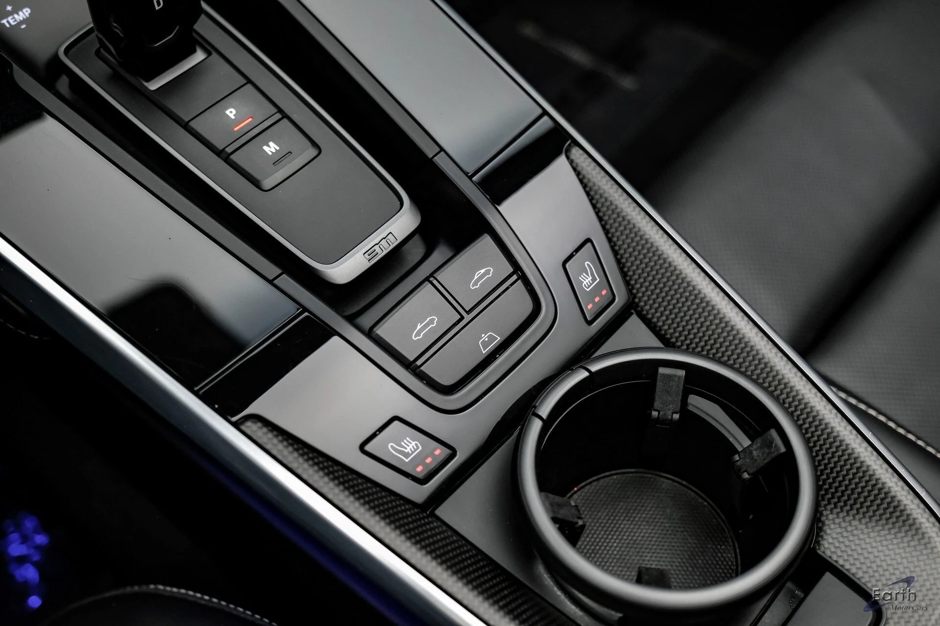 mph062_950161410_150d81c82884d26ed6f776965f416509x_57de612eba