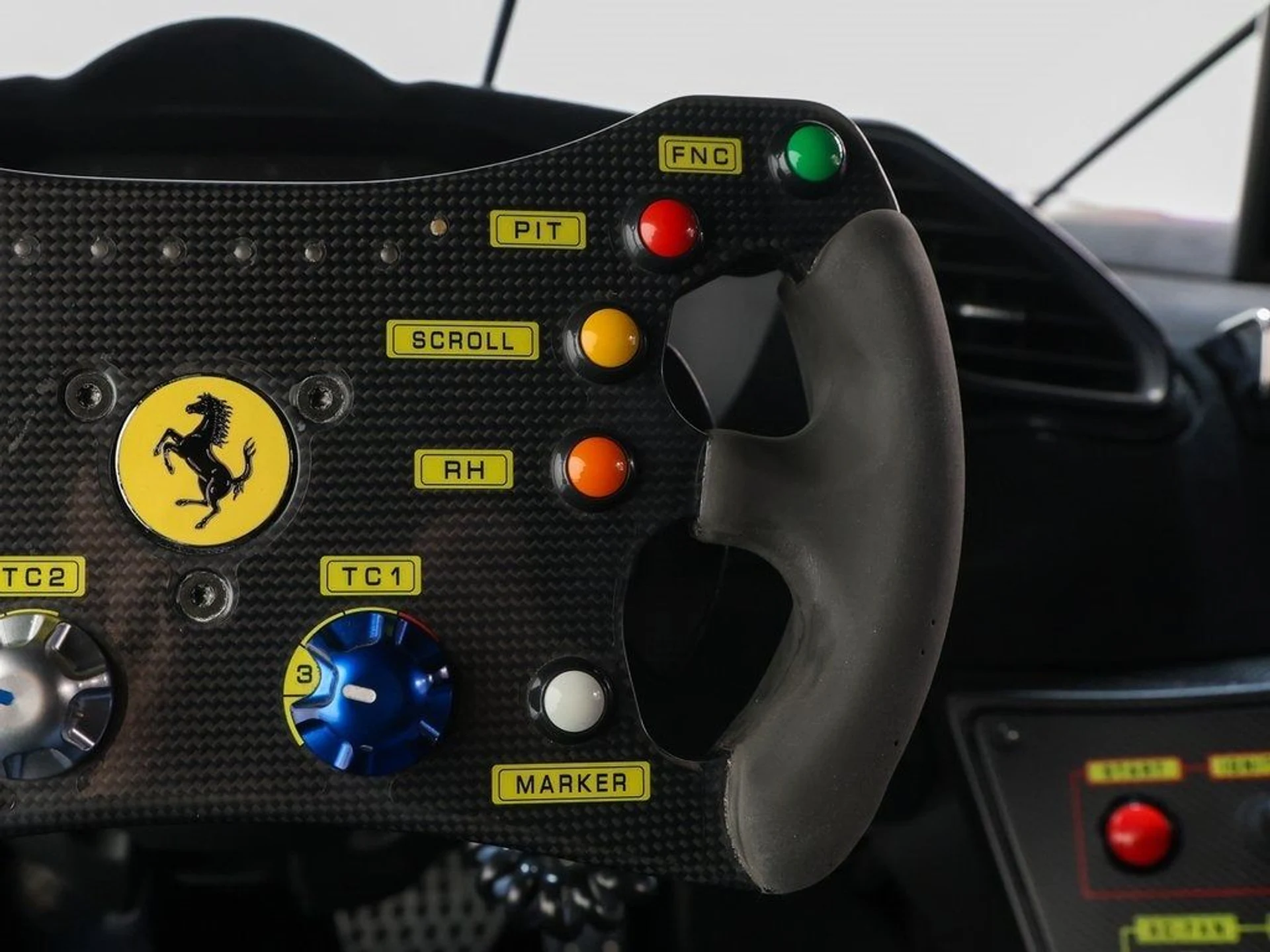 mph062_955622419_63_002675037f