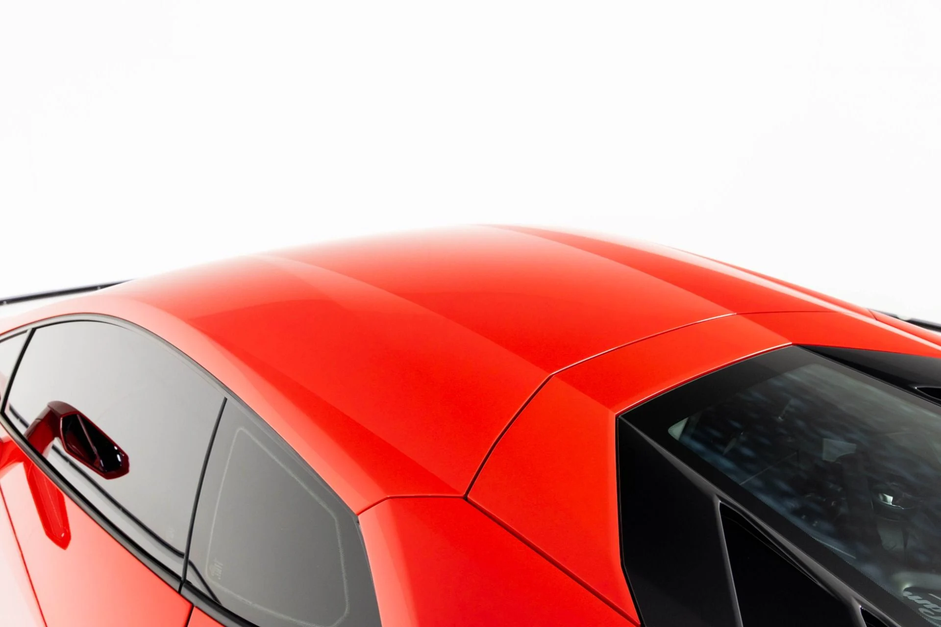 mph062_966373097_Used_2021_Lamborghini_Huracan_EVO_1762806483_ee3fffd418