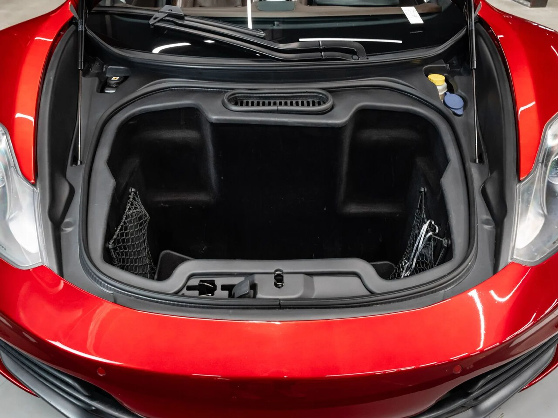 mph062_989403399_mclaren_mp4_12c_2014_2b10e75980