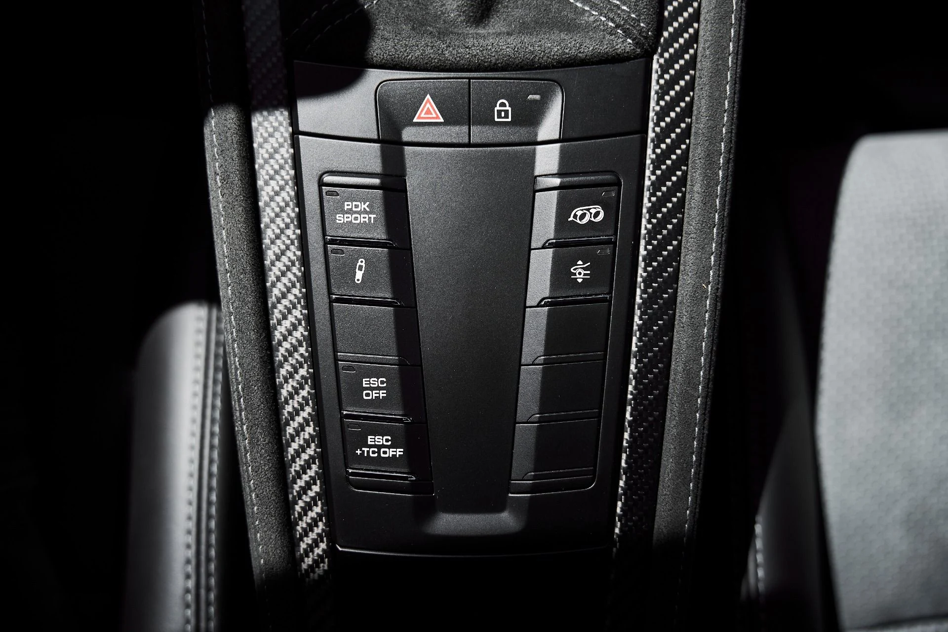 mph063_1019527185_Used_2023_Porsche_718_Cayman_GT_4_RS_1776476811_02a4e2b76f