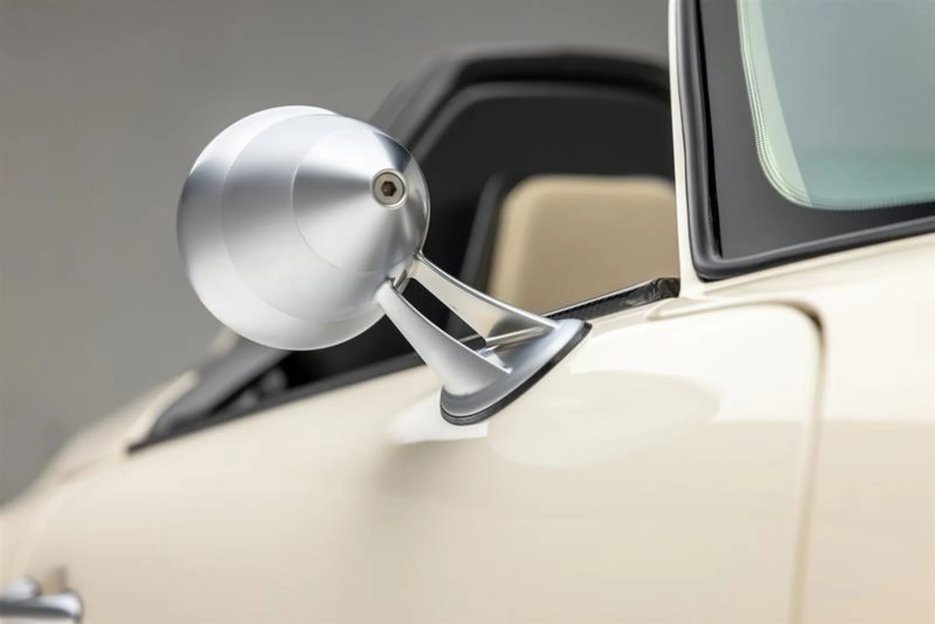 mph063_1030890294_980_A4644_285_A_4_E31_A738_D1_E0_CE_2_CEE_41_fa14e7ce15