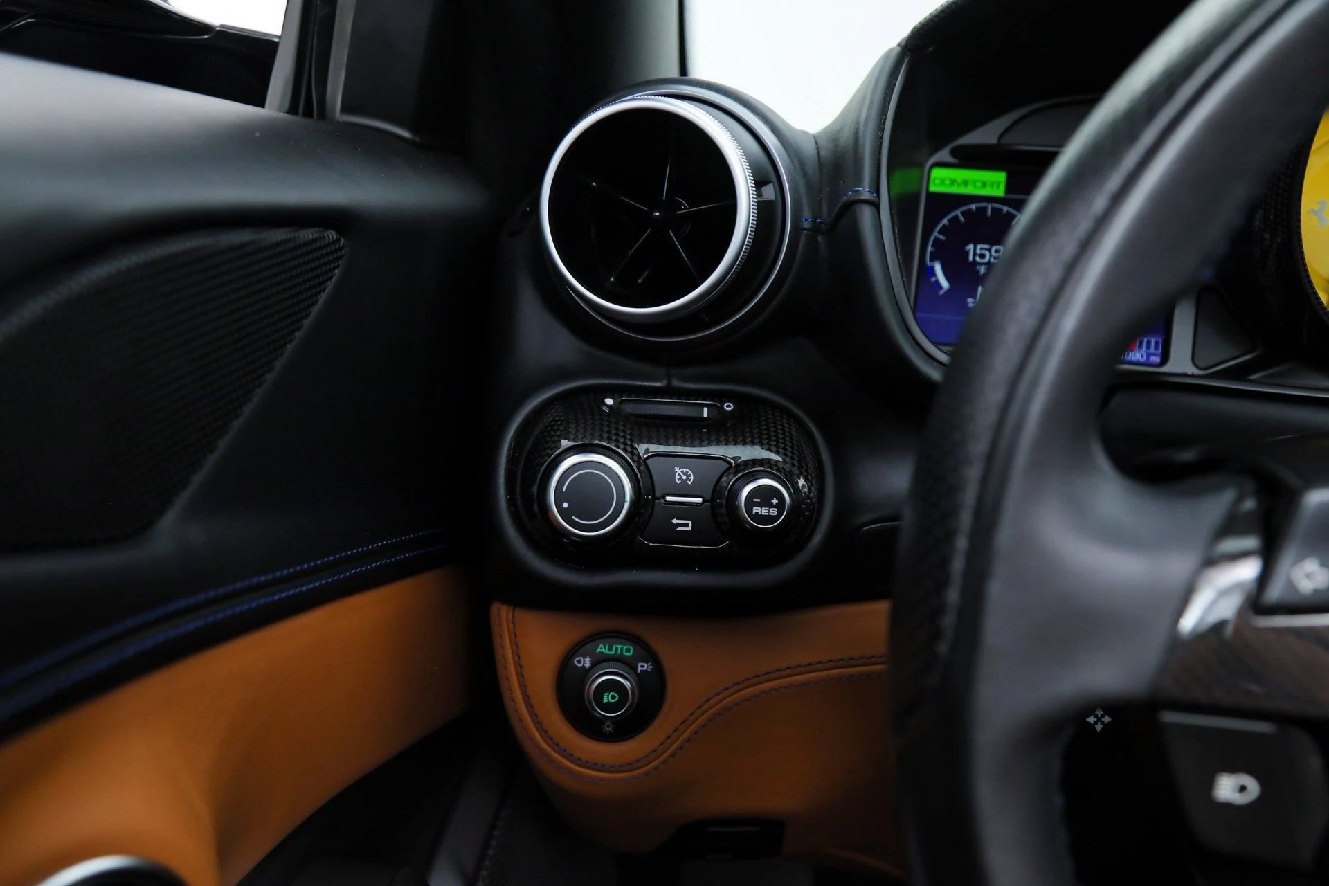 mph063_1045730_6b034a73be174ae91cc20ffbb51906f8_a52f72f9a0