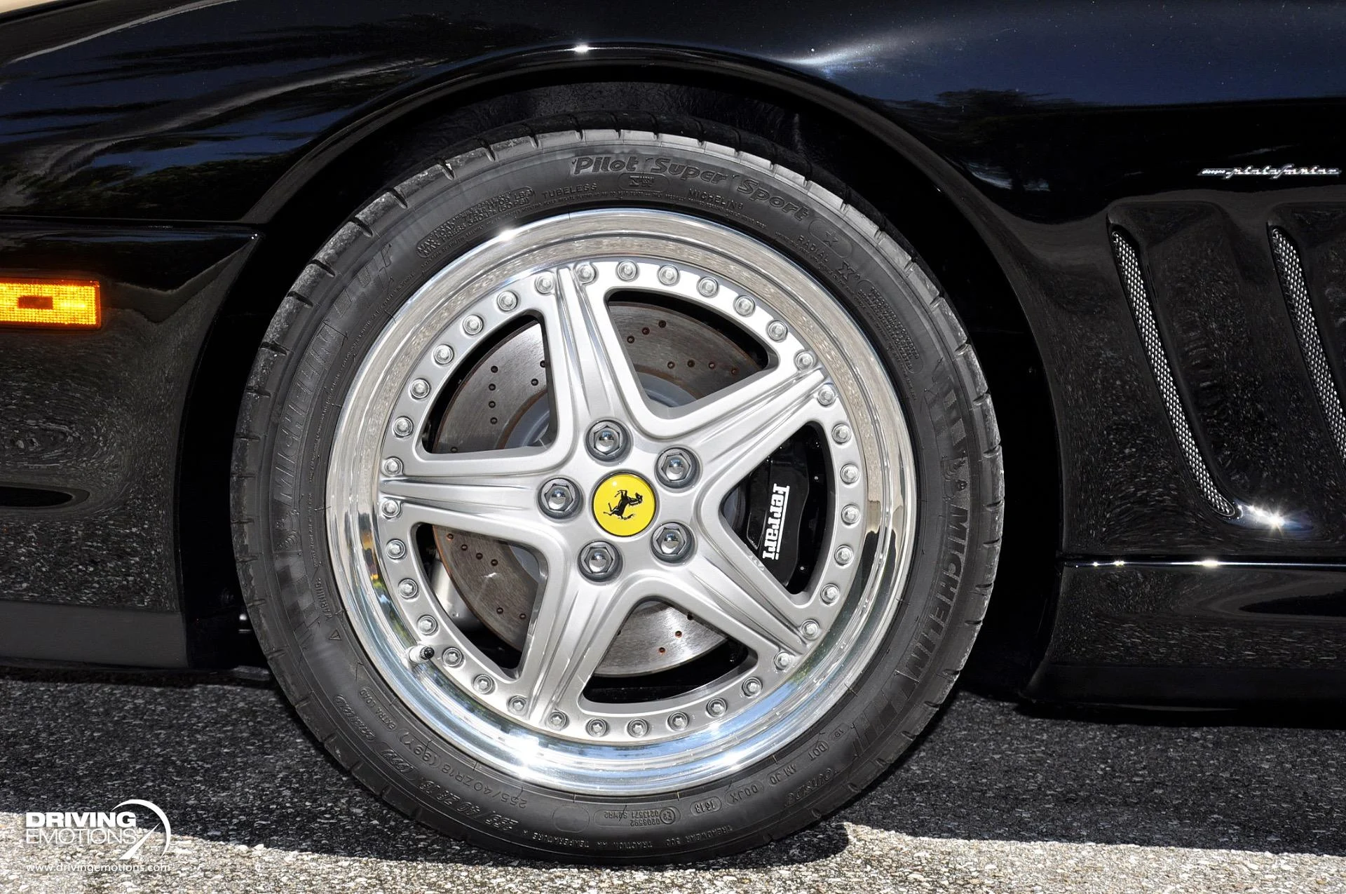 mph063_1094307975_284_p64_l_44b7ad7789