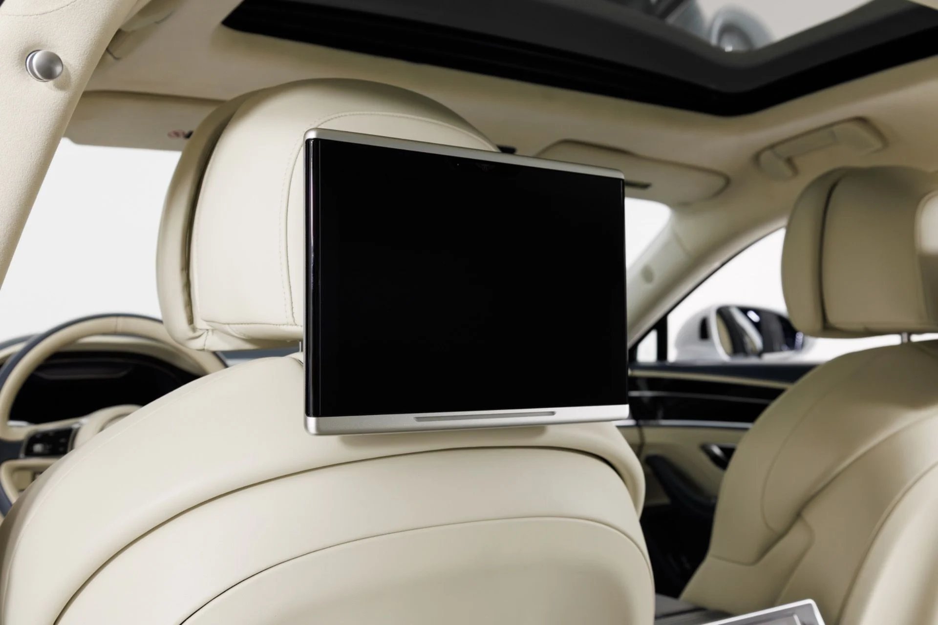 mph063_1099303803_Used_2020_Bentley_Flying_Spur_W12_1776899566_0d7d80ab91