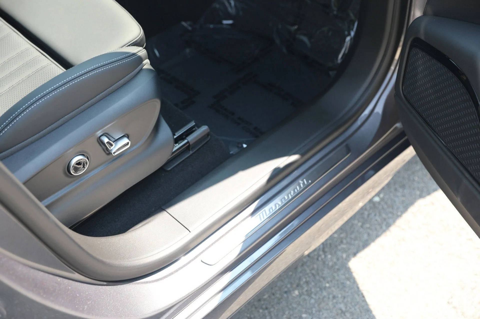 mph063_1116416836_b83a3e893d364f4a95e4e92ae5317879_a0336a5a8b