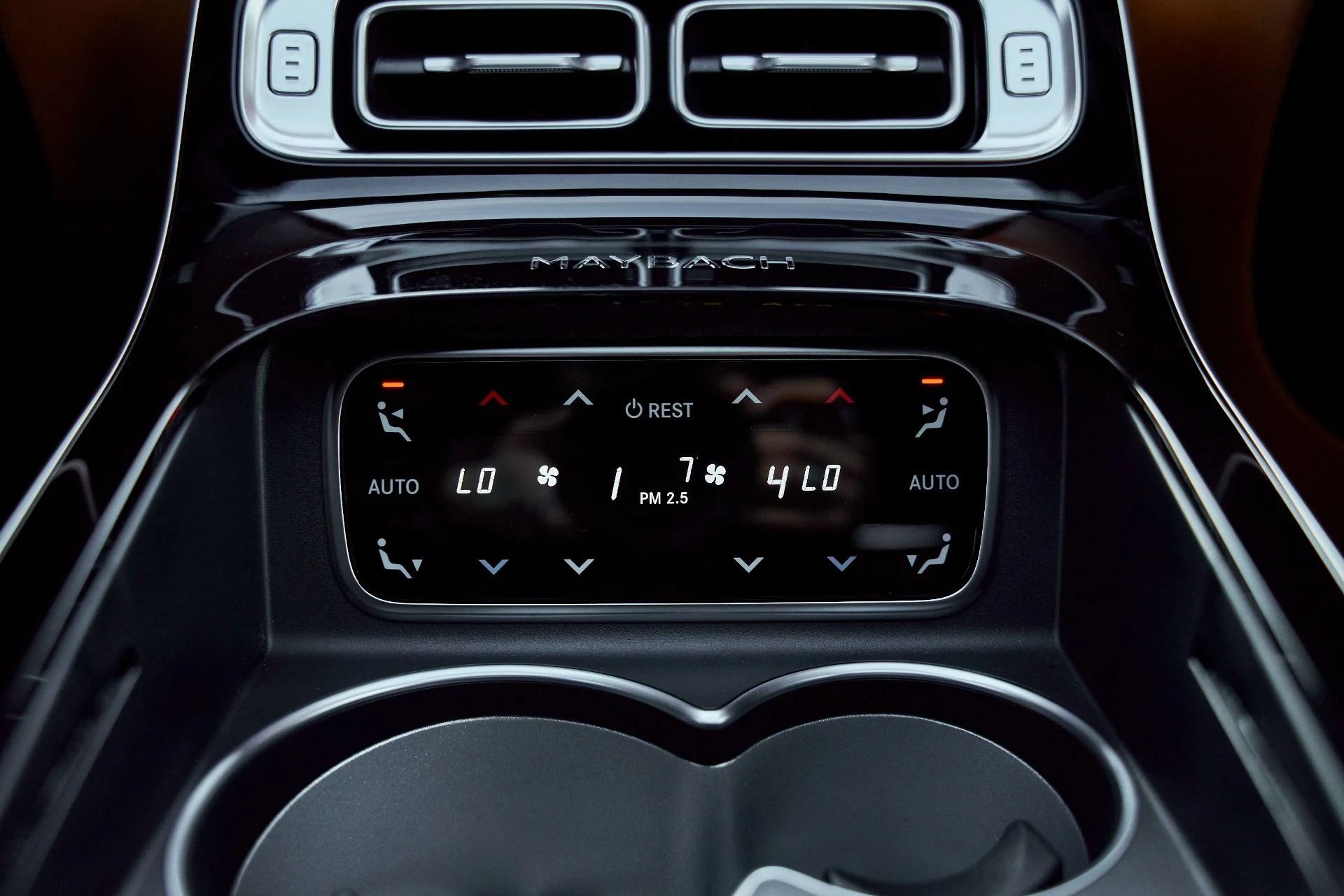 mph063_1118063133_Used_2026_Mercedes_Benz_S_Class_Maybach_S_680_1769716749_7d56e570ca