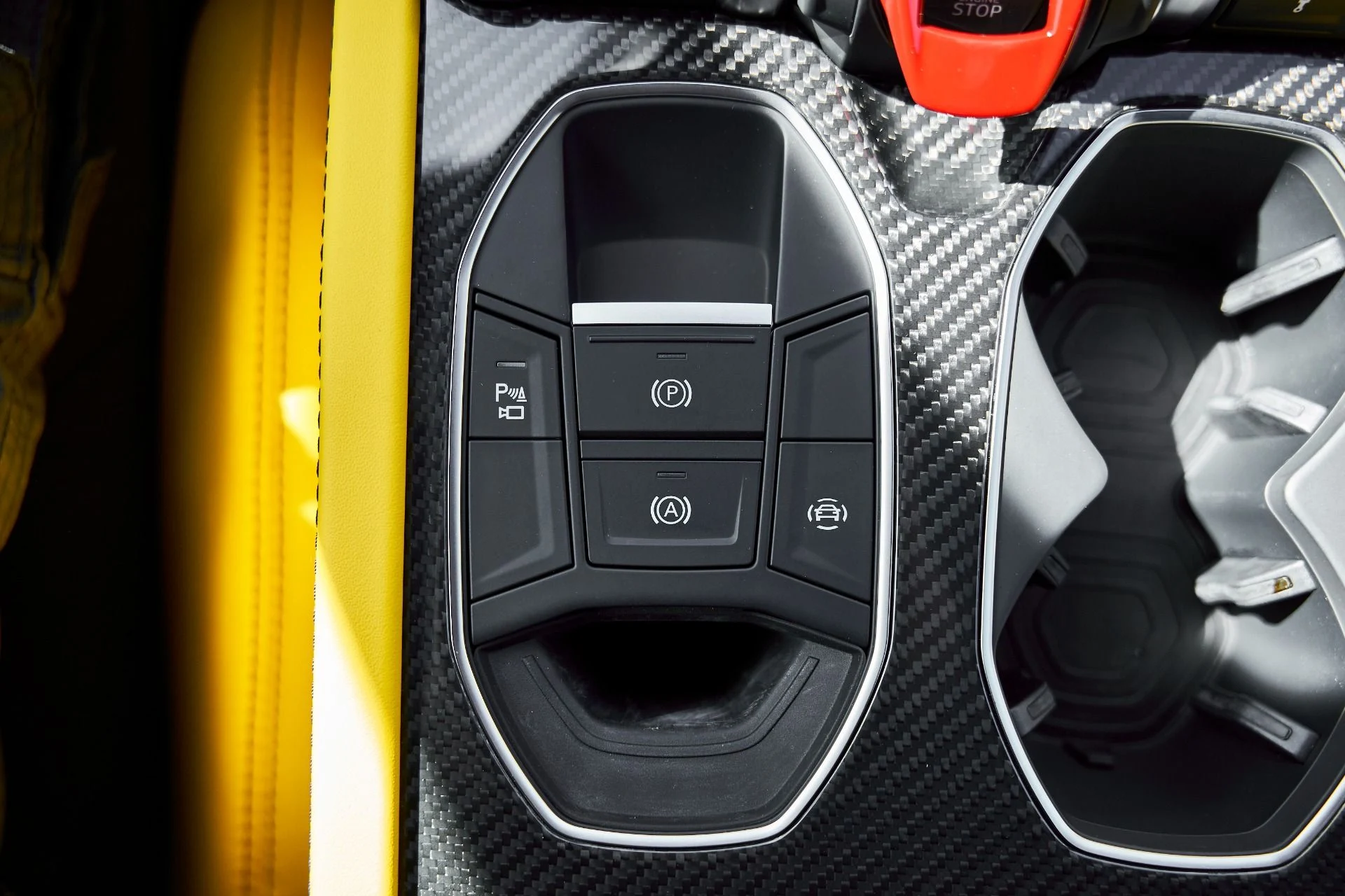 mph063_1138652628_Used_2021_Lamborghini_Urus_Pearl_Capsule_1772843571_81e32dc3ee