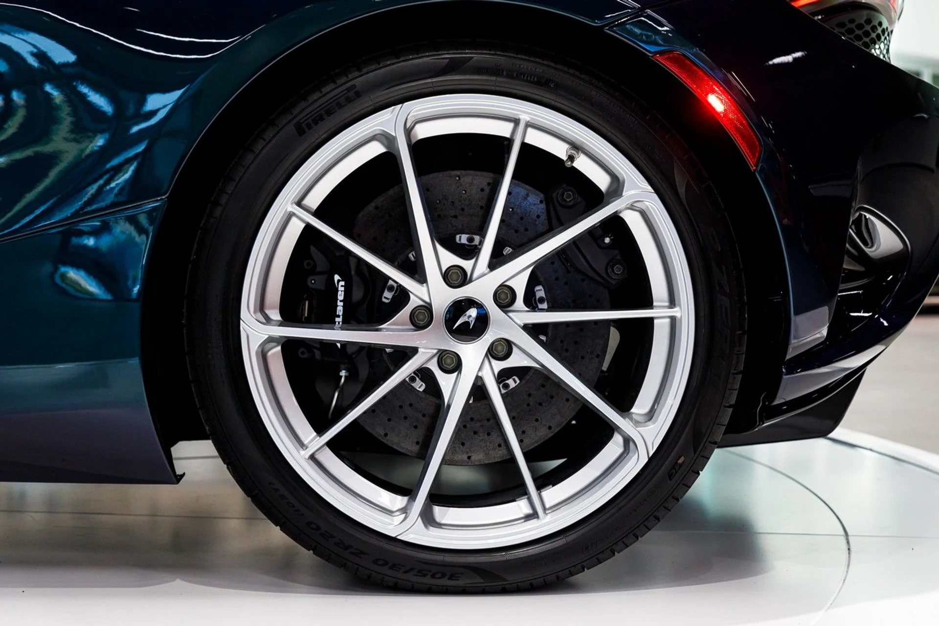 mph063_1155347665_646_p64_l_05f1f09498