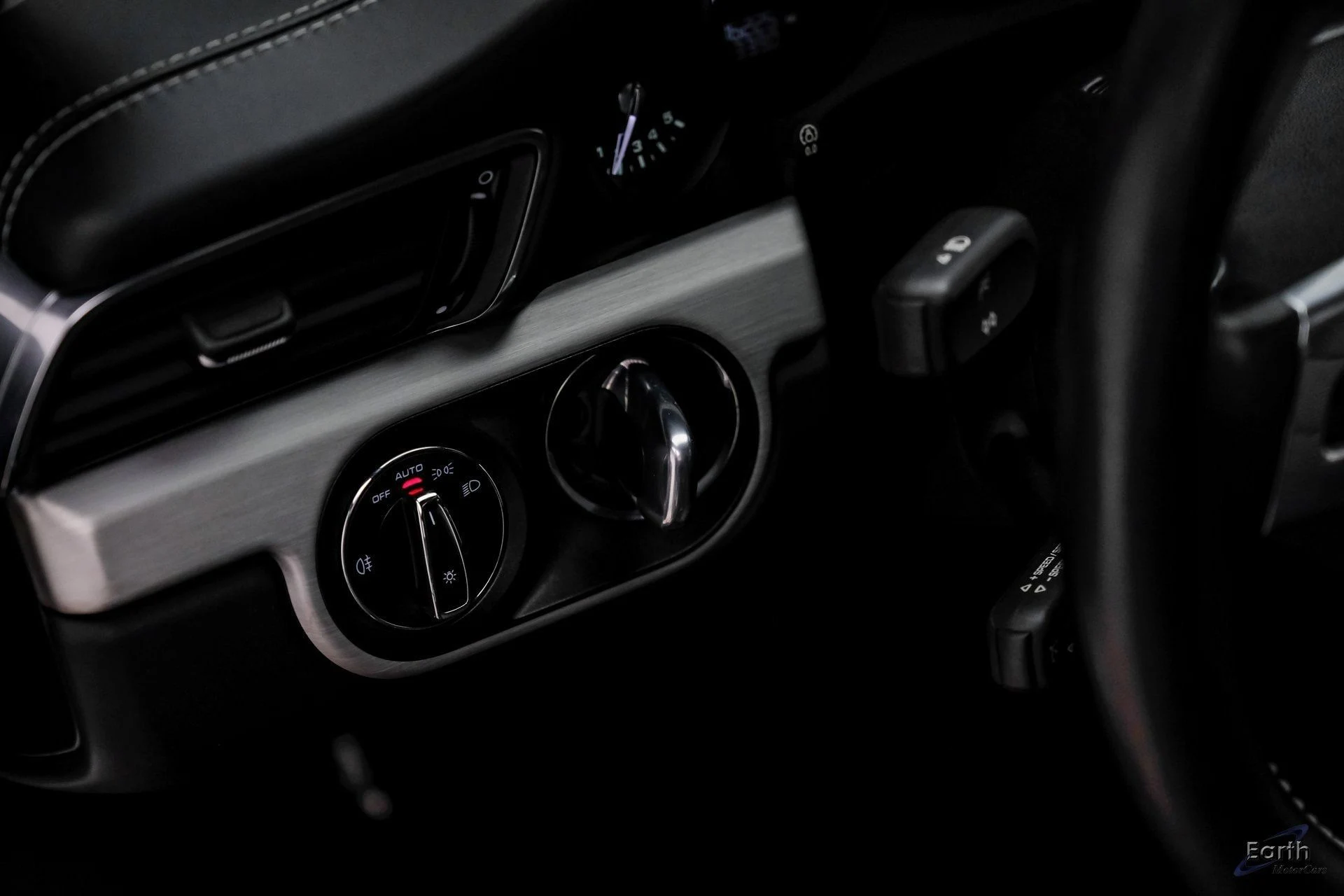 mph063_1195021496_f8bb9705b282fe7bdd42cd6988aad267x_0572bbc439