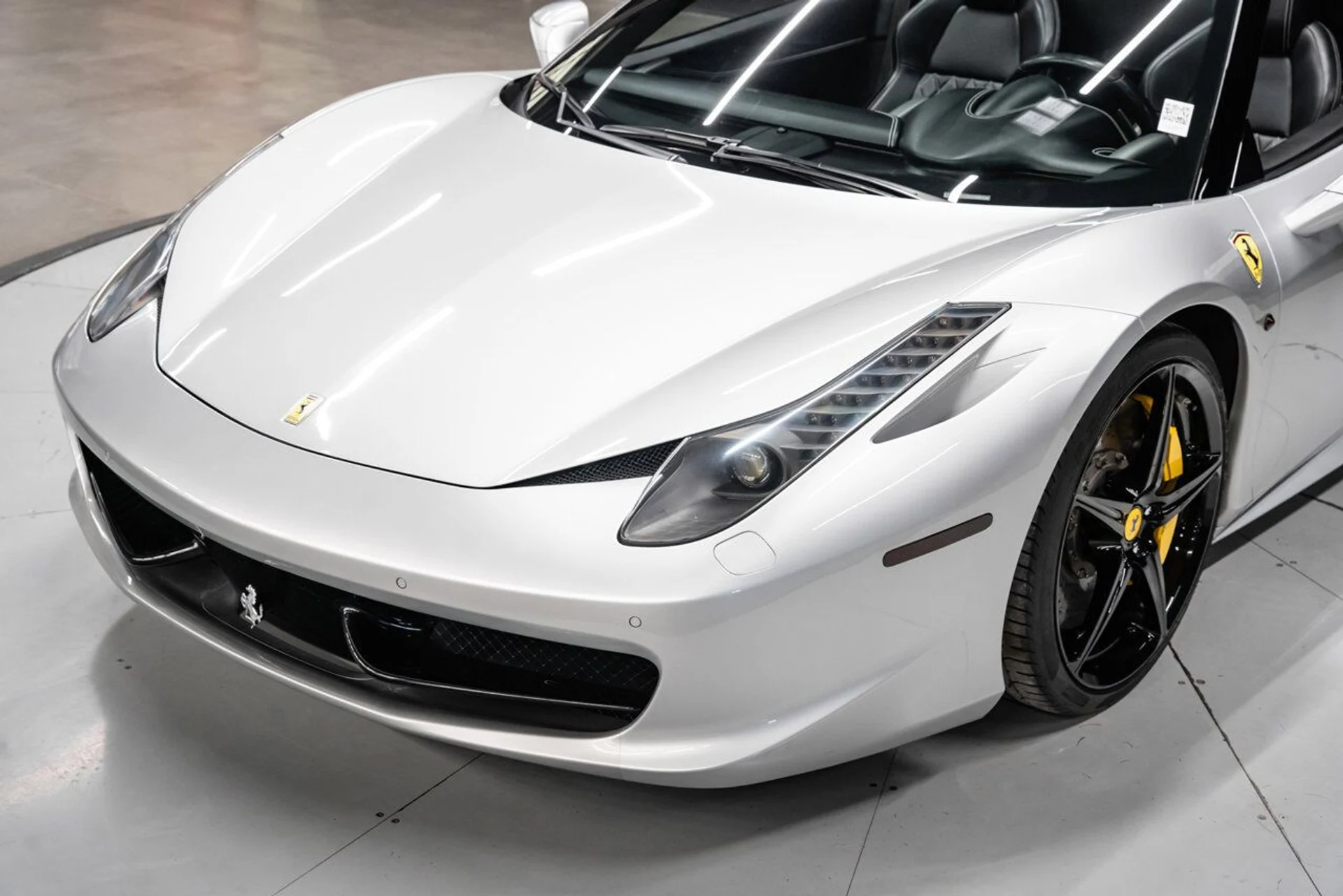 mph063_1276583927_ferrari_458_italia_2013_3f7c611619
