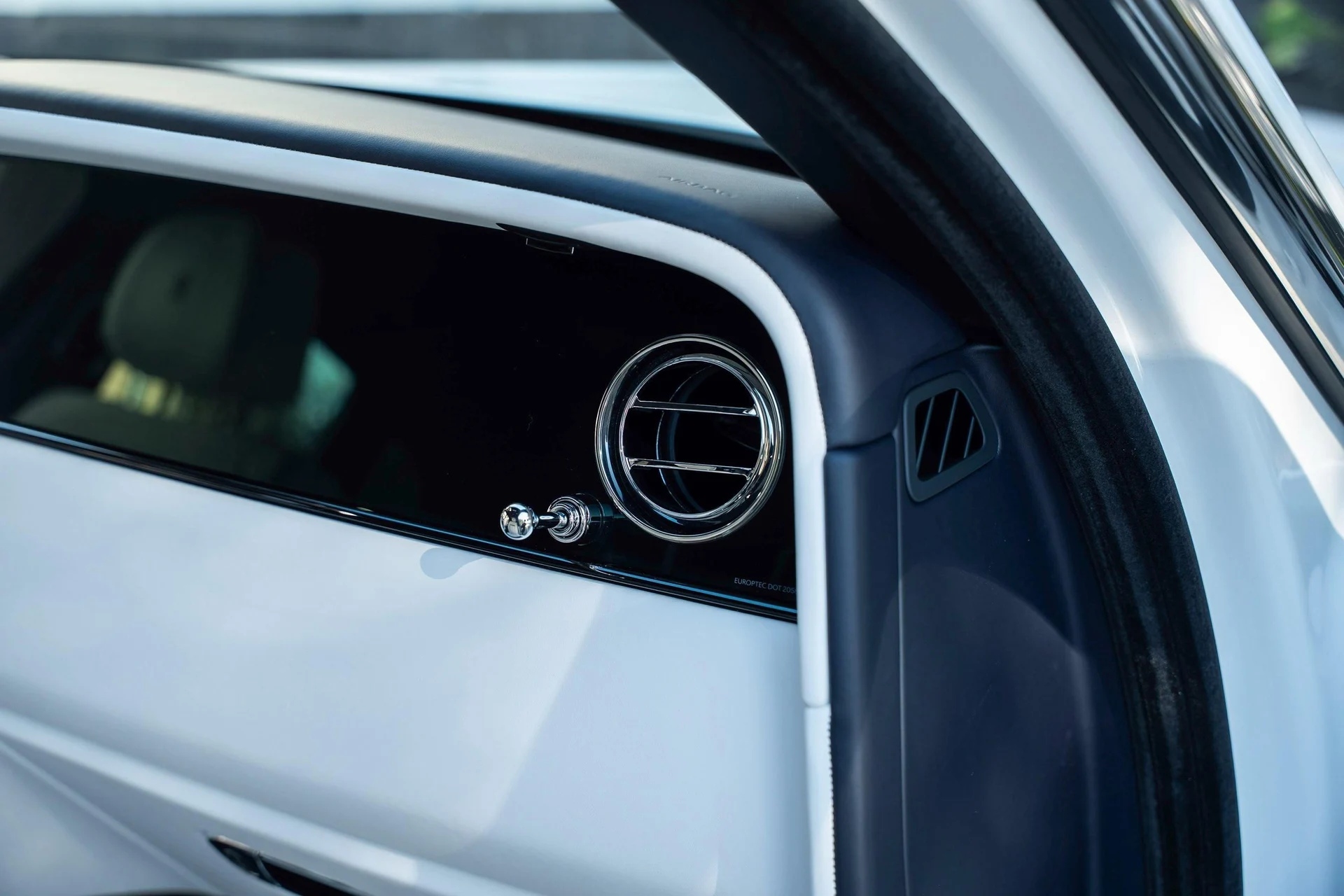 mph063_129199577_476162068_695cc7188f3ee920bf5188f4_89936a17dd