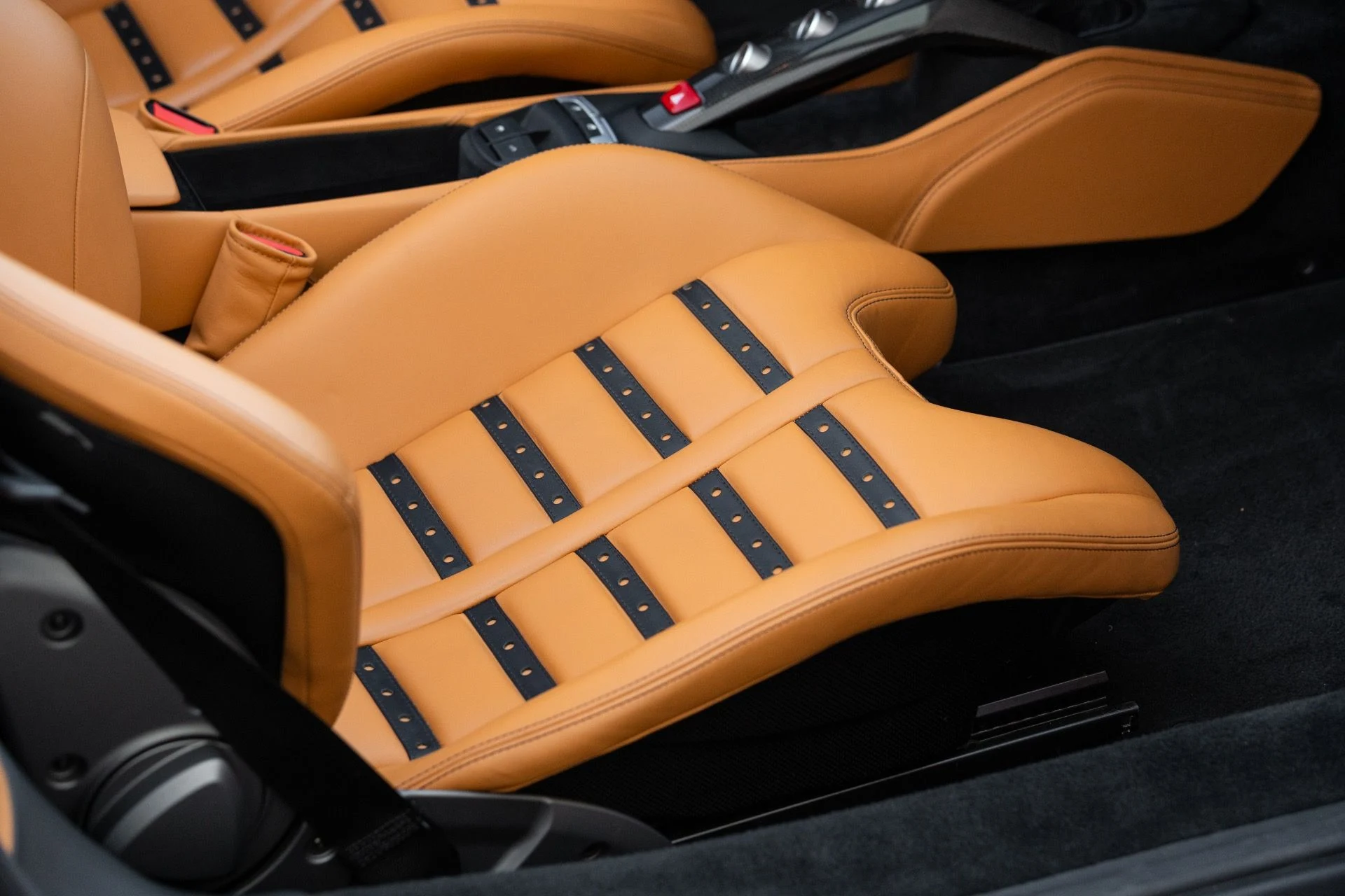 mph063_1407907335_Used_2017_Ferrari_488_Spider_1771886978_c6d9243aff