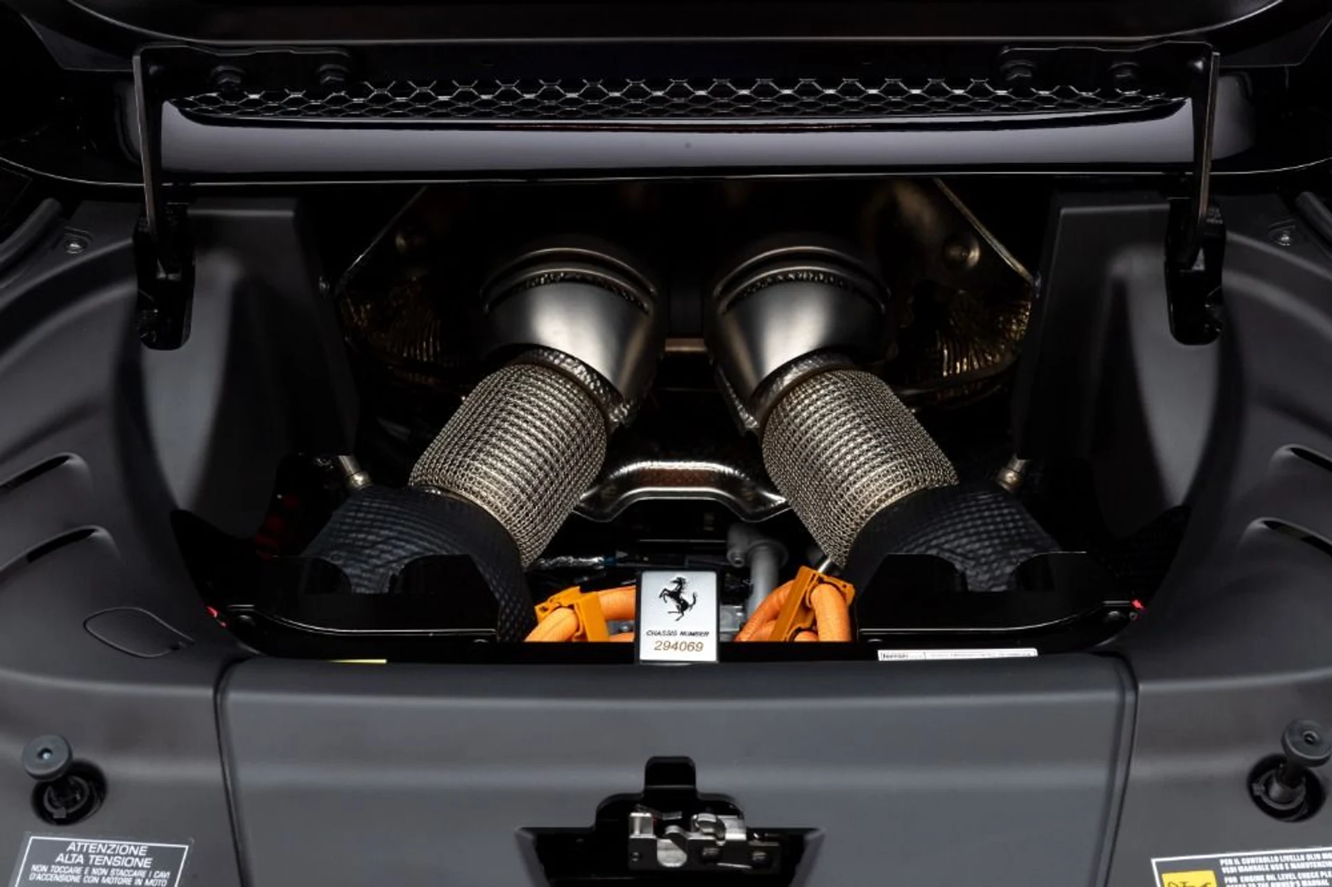 mph063_1535168497_Used_2023_Ferrari_296_GTS_7e3515a72d