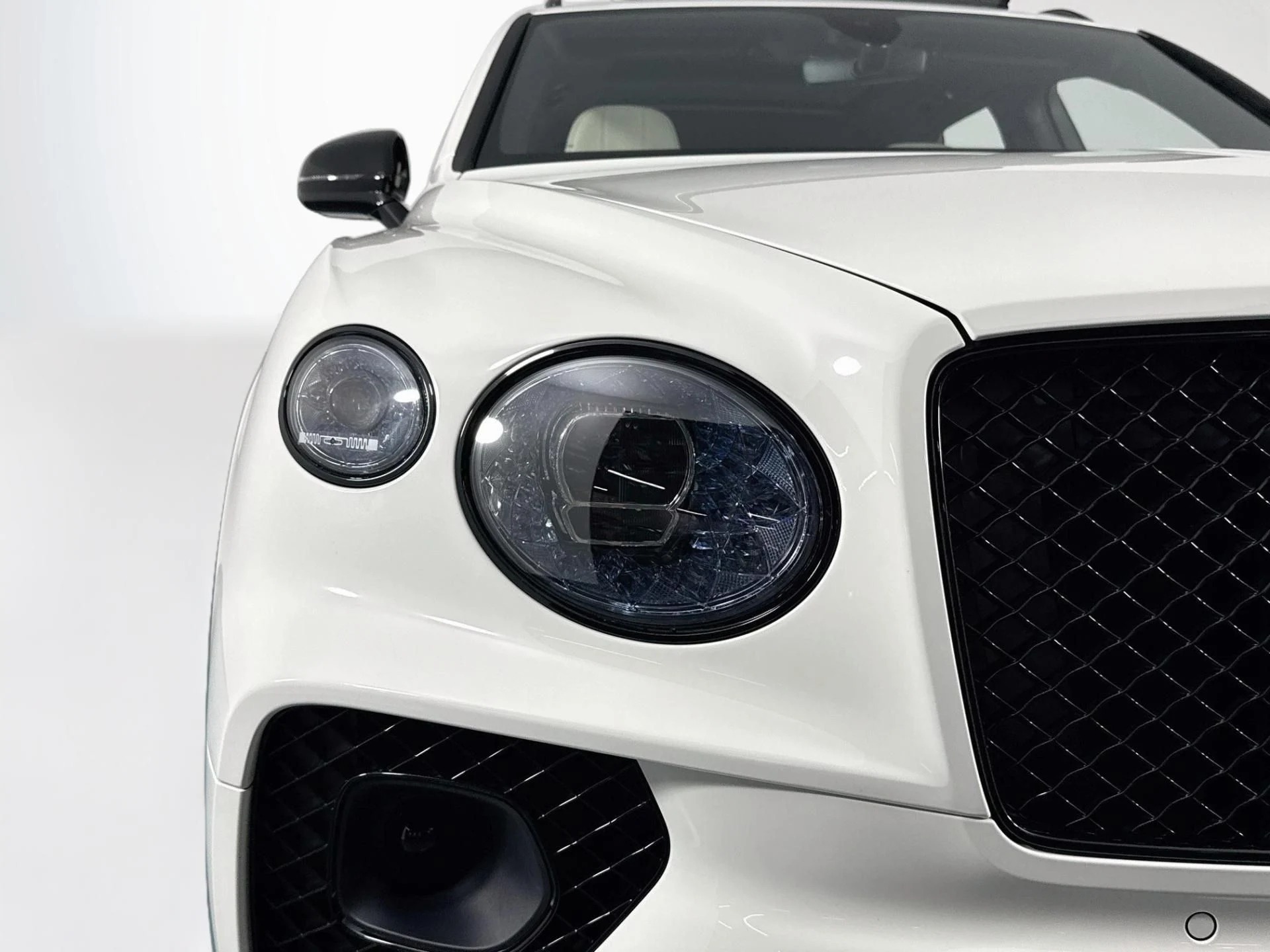 mph063_1558958433_Used_2023_Bentley_Bentayga_S_V8_1791232633_fbf01b3be1