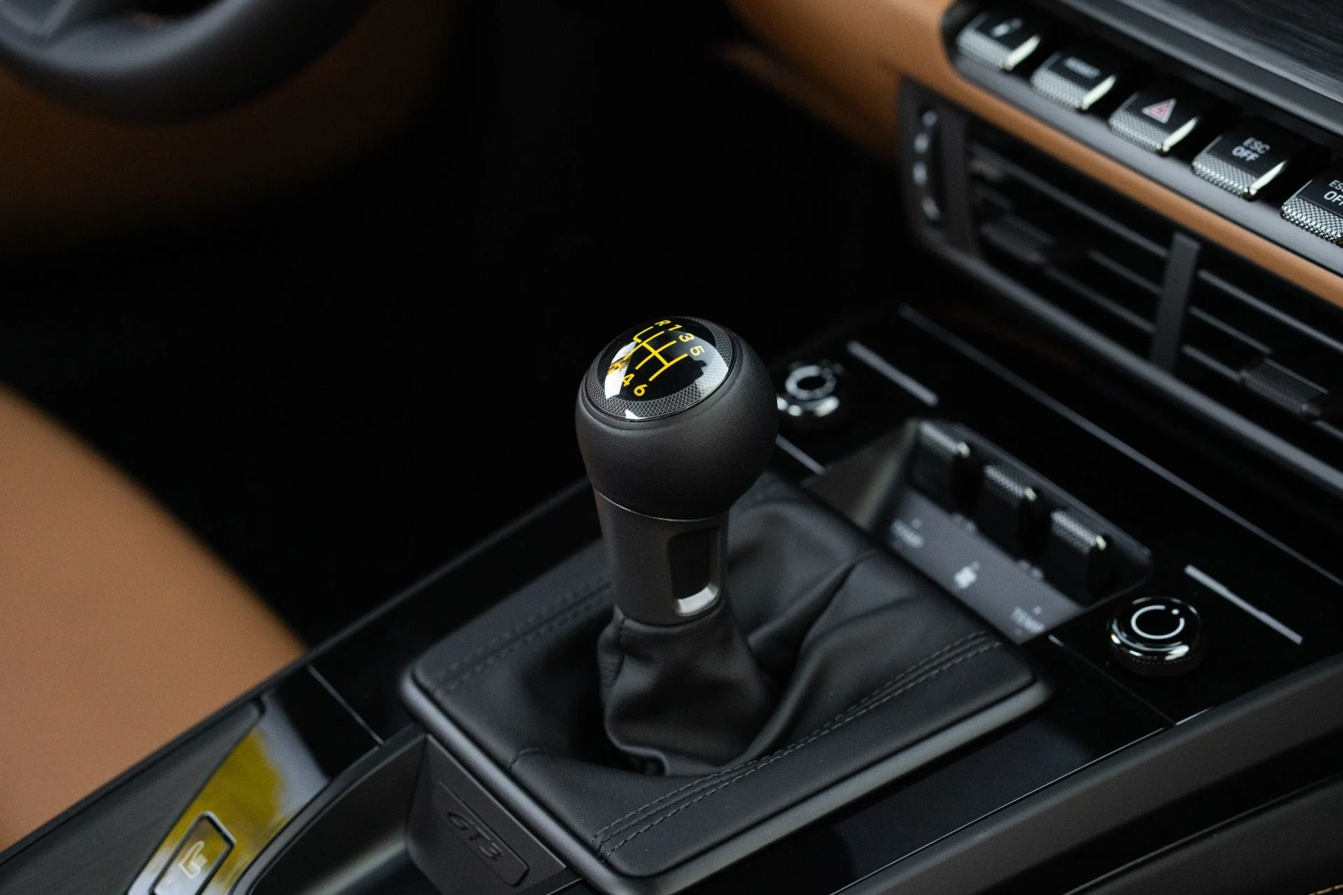 mph063_1601152812_Used_2026_Porsche_911_GT_3_Touring_1770143984_5a634c272a