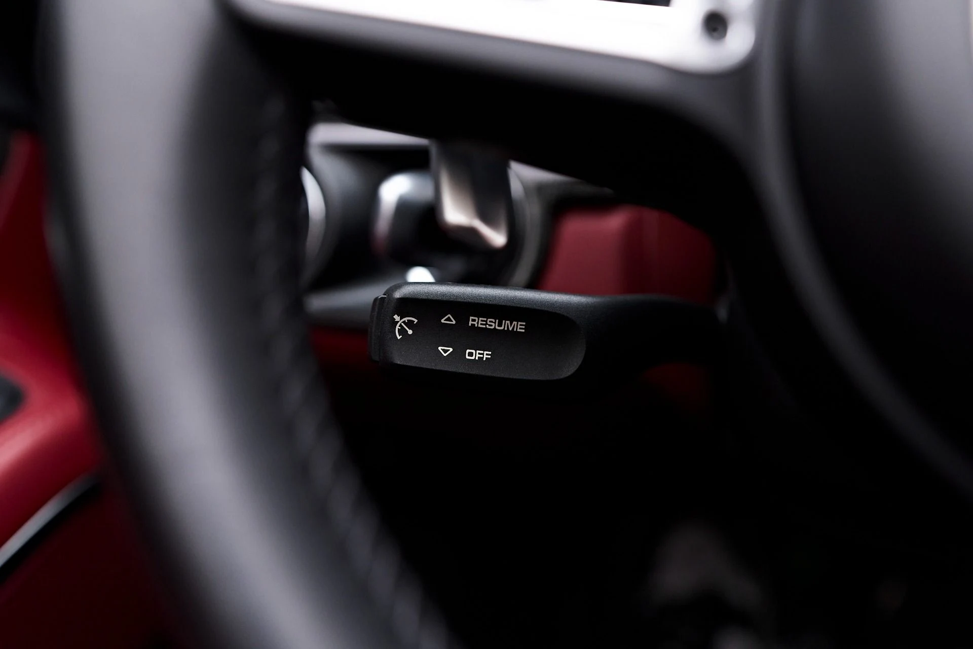 mph063_1699746724_Used_2019_Porsche_911_Turbo_S_1755714959_1e85301e11
