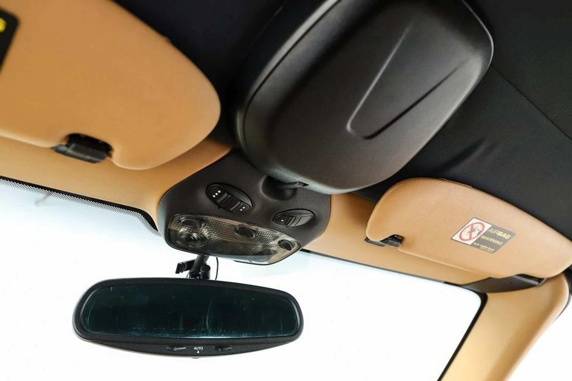 mph063_1735326677_v3biy_UIE_Oq_Fz_Q_Mj7_V_Ss_KQWQ_Ub_Fw_1ba0b579e8