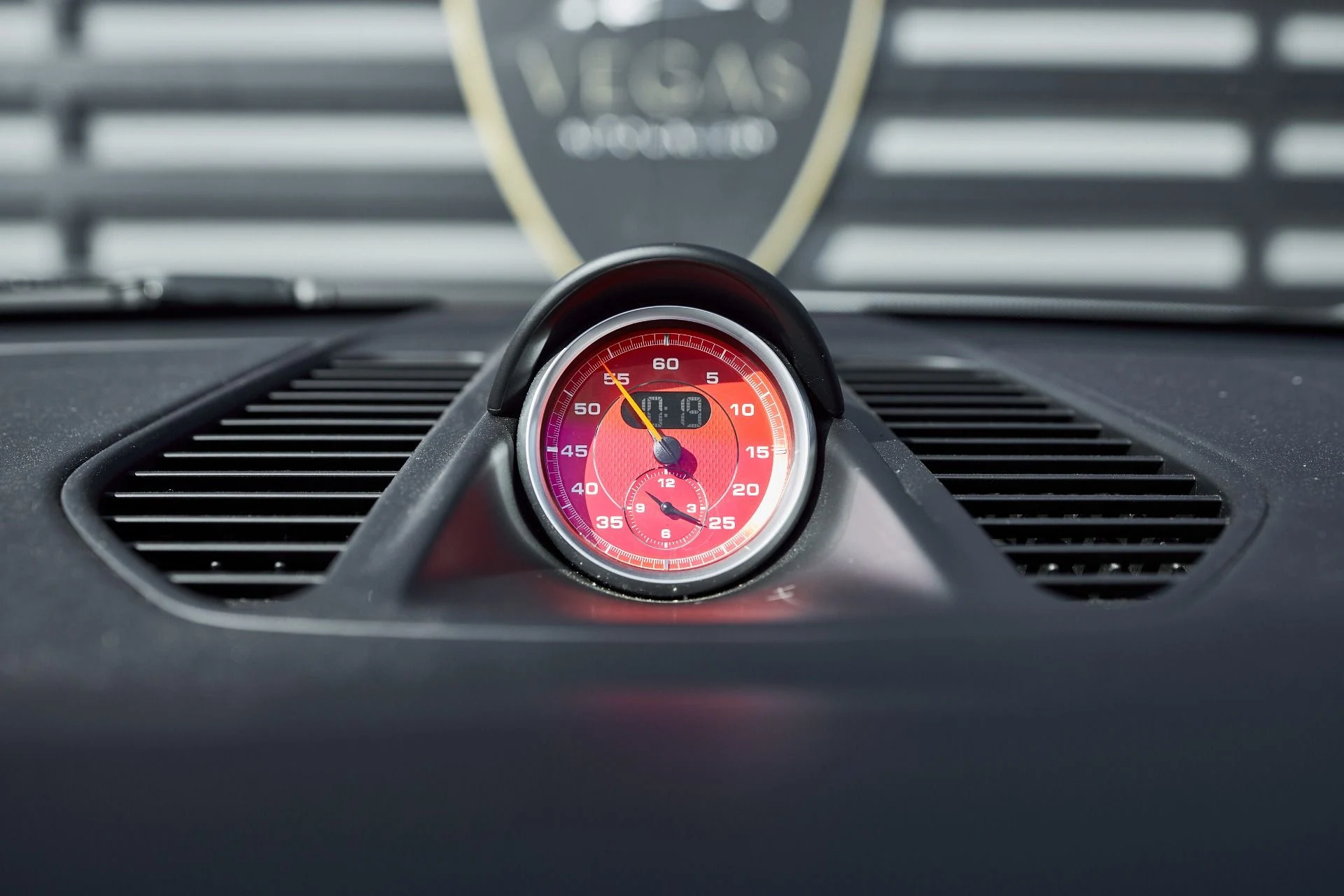 mph063_1751007229_Used_2019_Porsche_911_Carrera_4_GTS_1760406080_dc68bfa266