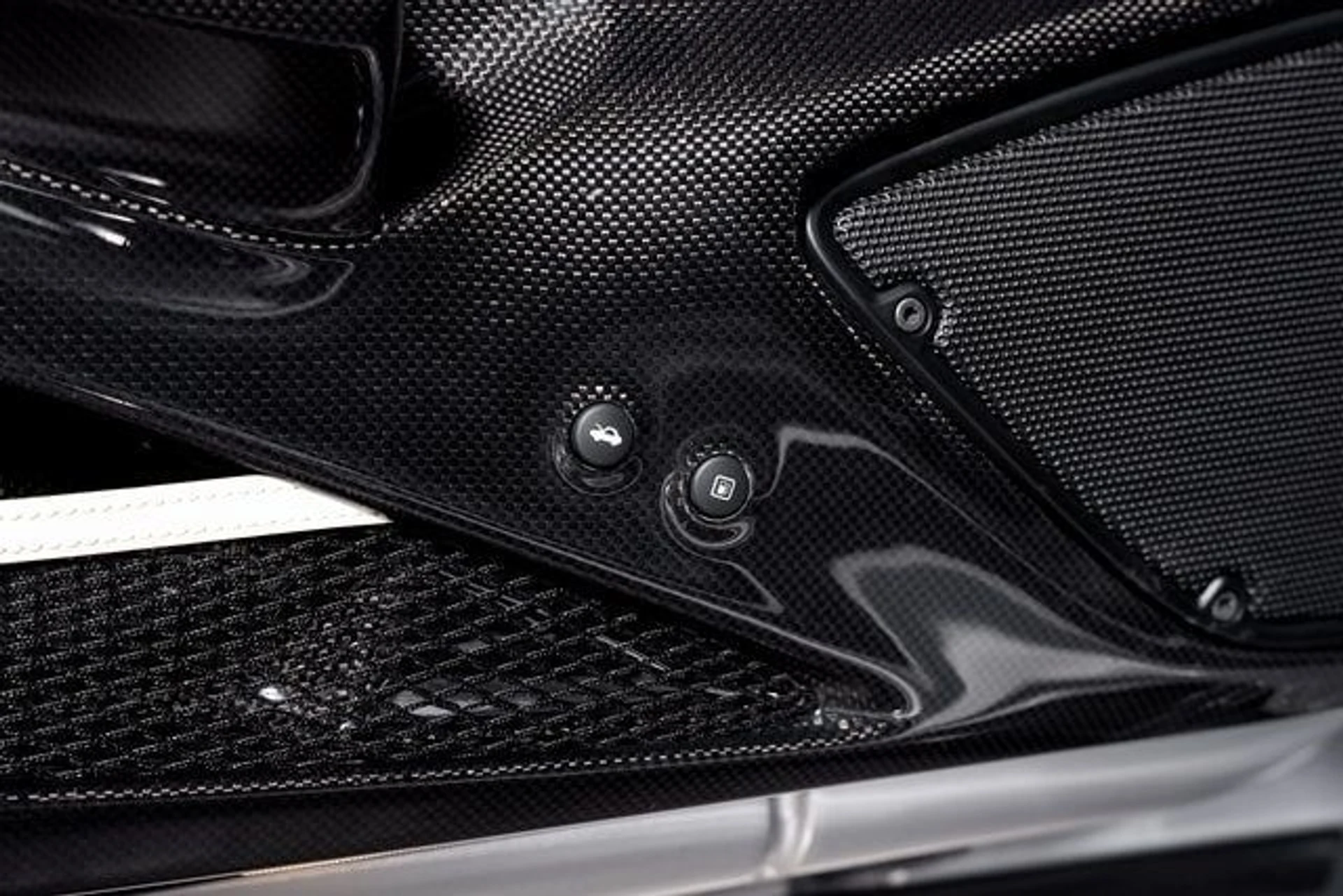 mph063_1868244970_414f3d5a80630f9d5e2a30dcb6fde4b7x_dfc2147ba5