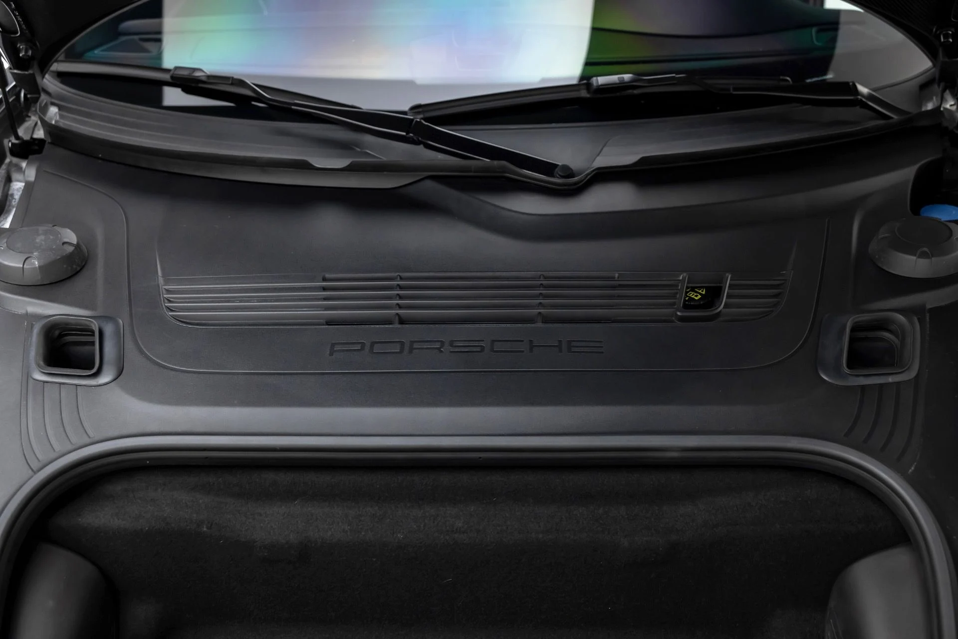 mph063_193202654_11865_p64_l_16d379866a