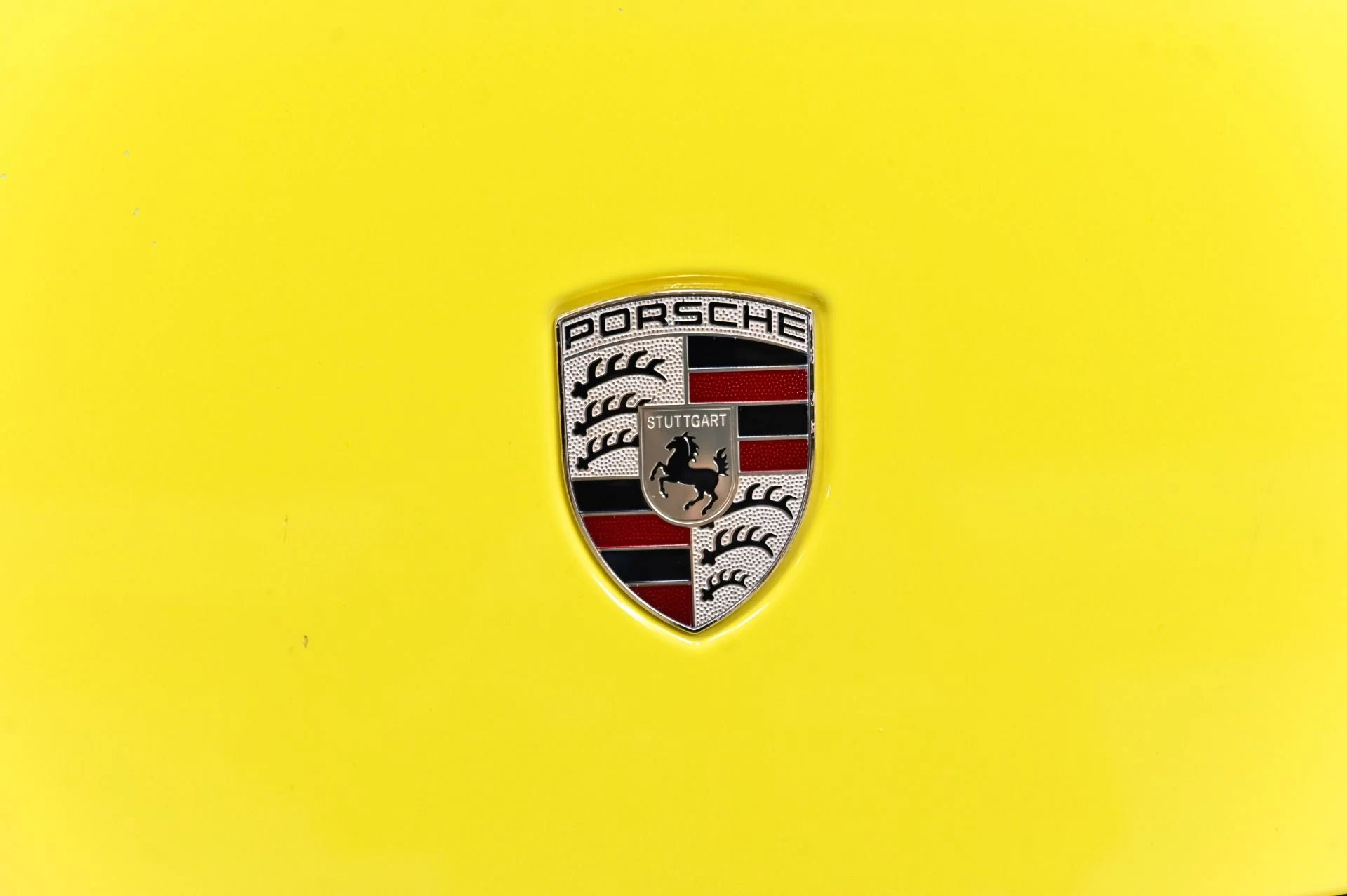 mph063_1957884159_Used_2018_Porsche_911_Carrera_T_1790277713_6c354a3787