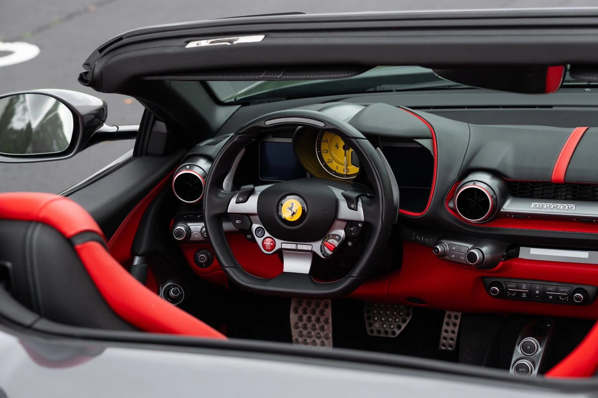 mph063_1983069607_Used_2022_Ferrari_812_GTS_1768275128_ebc172edc9