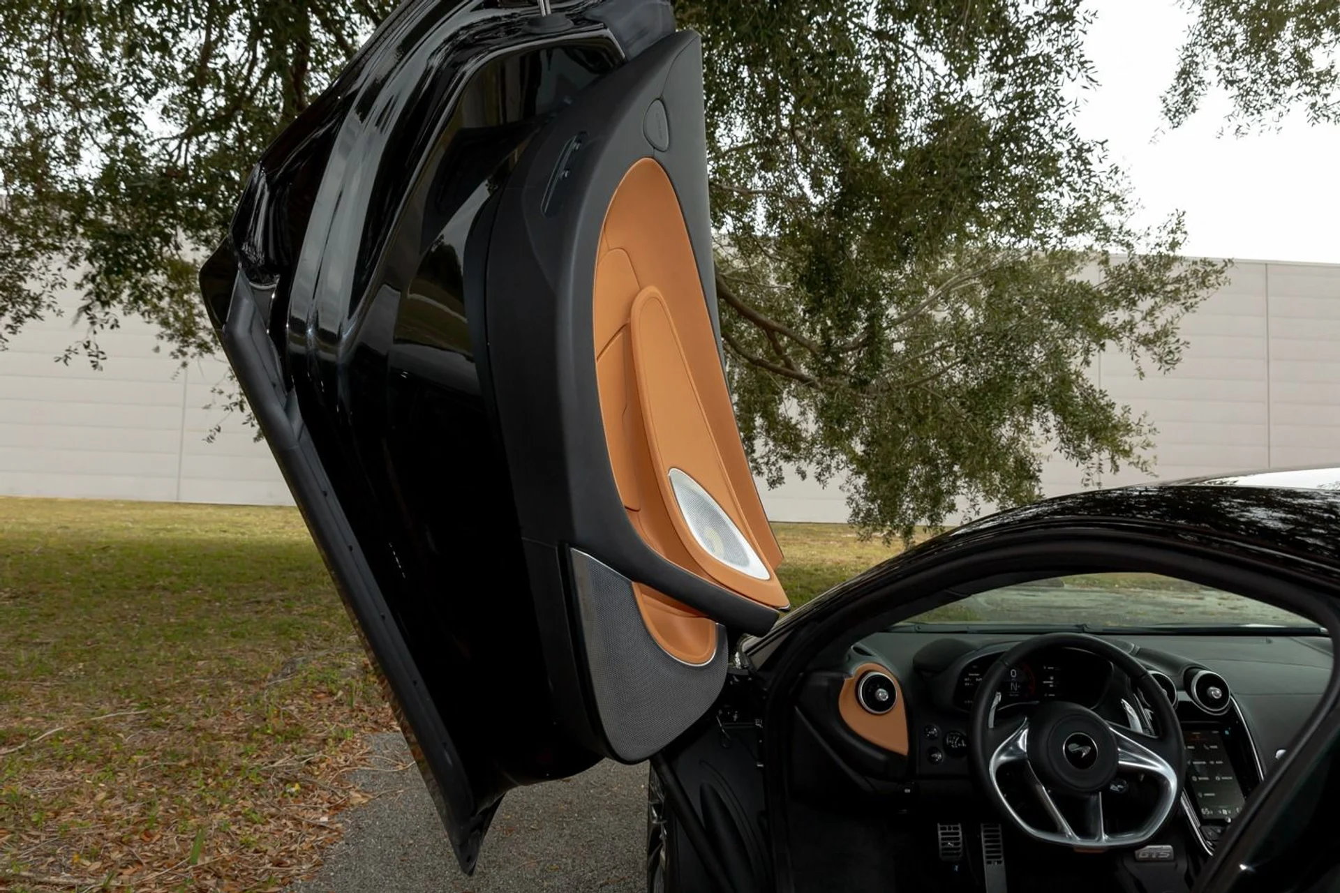 mph063_2115026401_470_p64_l_73c5afbbfe