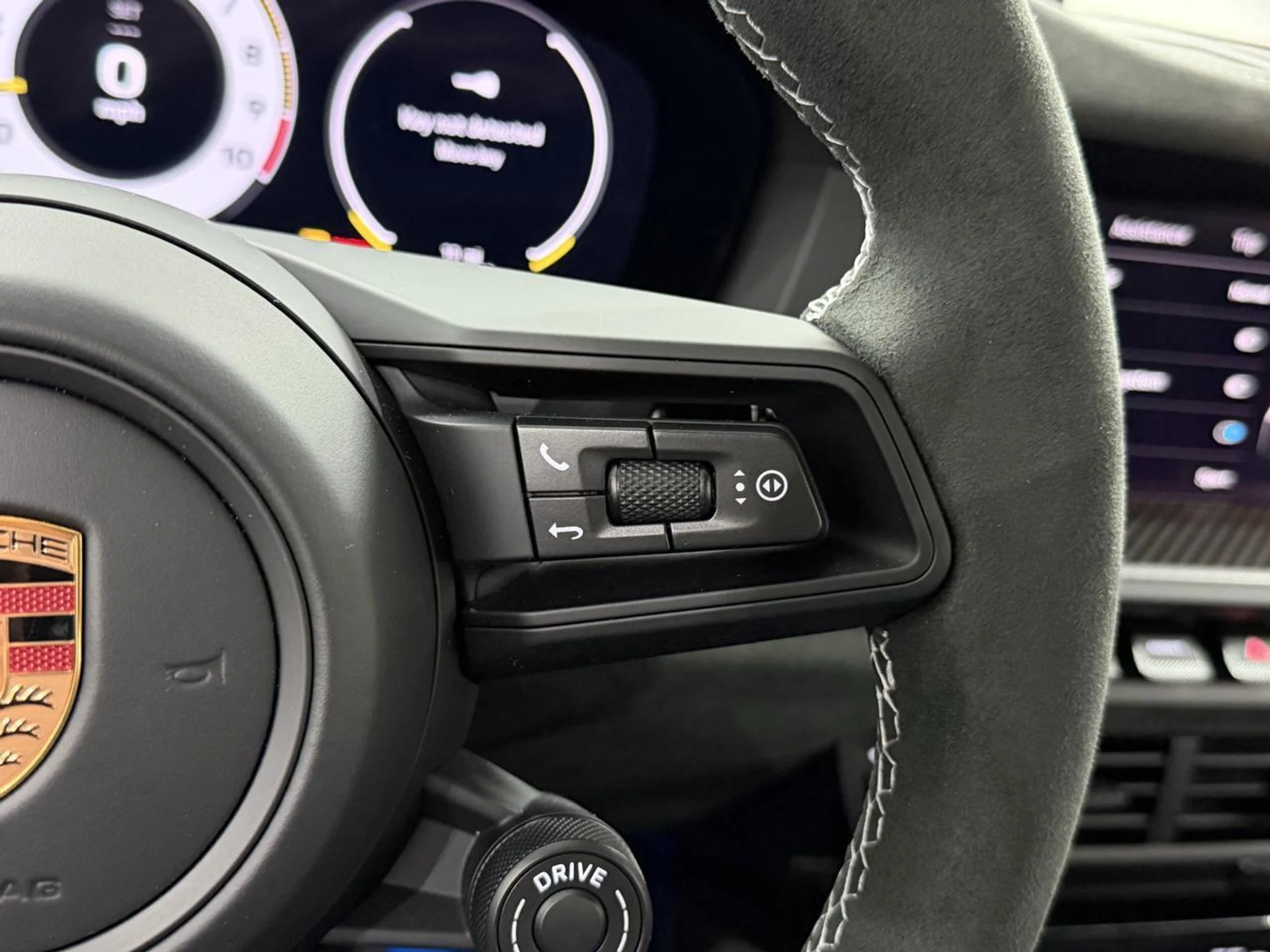 mph063_2167122752_6ef60f71ef90d6834f127db54a4f0bb4_4687bff6cd