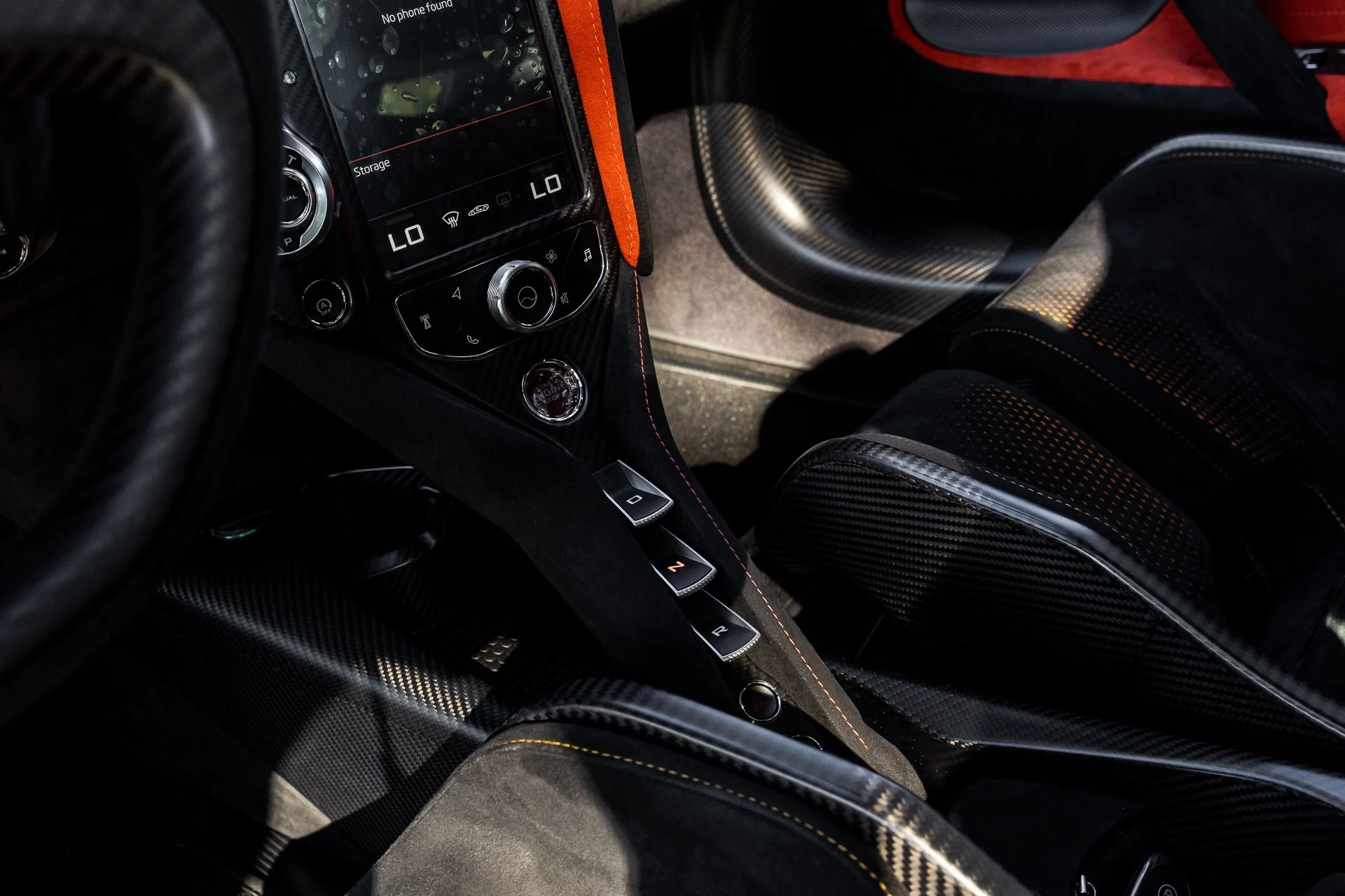 mph063_2169558615_249_p64_l_f0b4708a1f