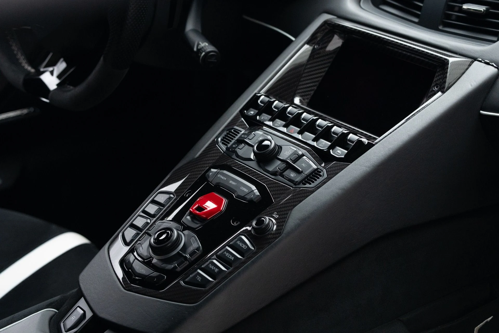 mph063_2231853290_Used_2016_Lamborghini_Aventador_LP_750_4_SV_1768280004_7d3e6691c5