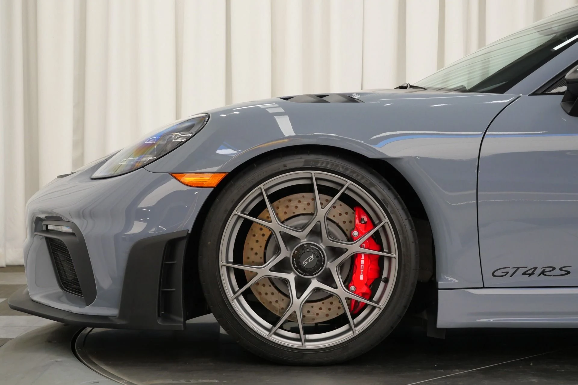 mph063_2248189276_Used_2023_Porsche_718_Cayman_GT_4_RS_Weissach_1757341062_59164f76bc