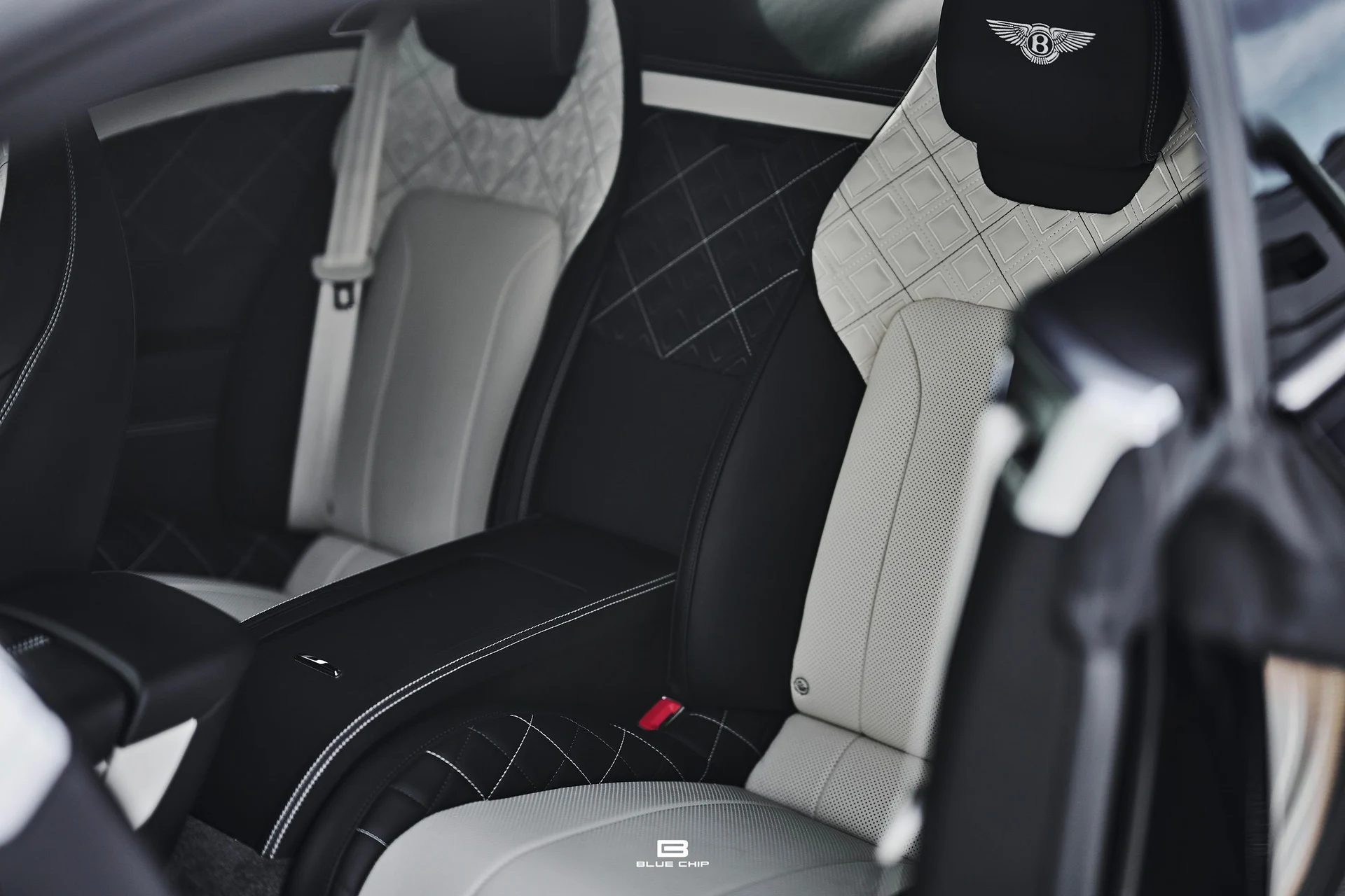 mph063_2374278024_69bb1a77f2117d7762219d55_DSC_7374_4d574f5c8d