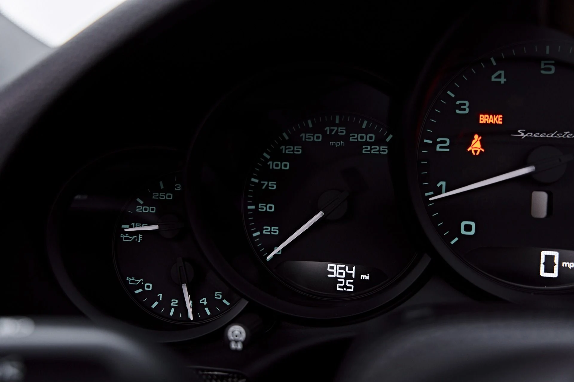 mph063_2422480648_Used_2019_Porsche_911_Speedster_1791997688_ea77417086