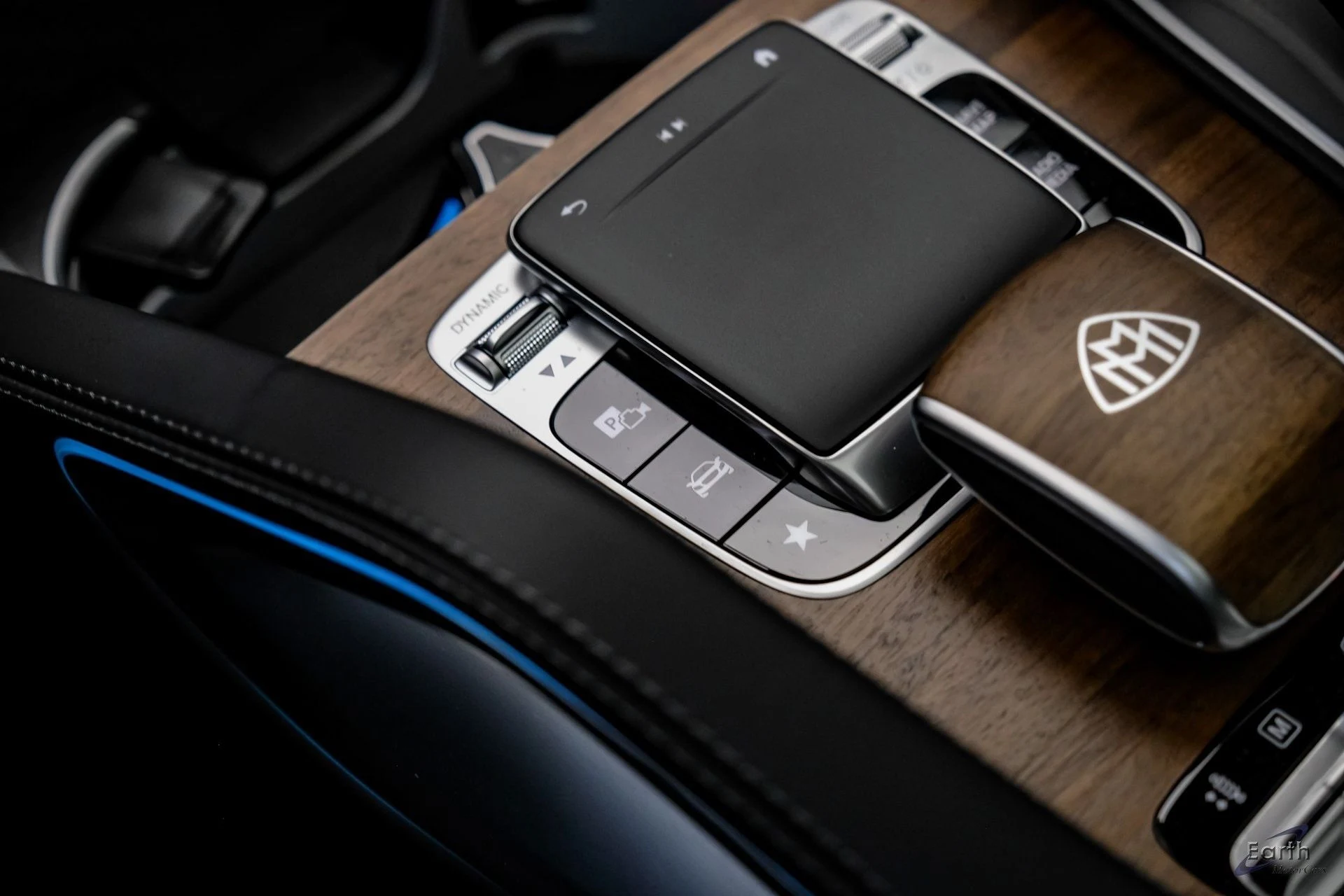 mph063_2492883554_3cba95306d2ab26e7a5753c84d654942x_0787df7479