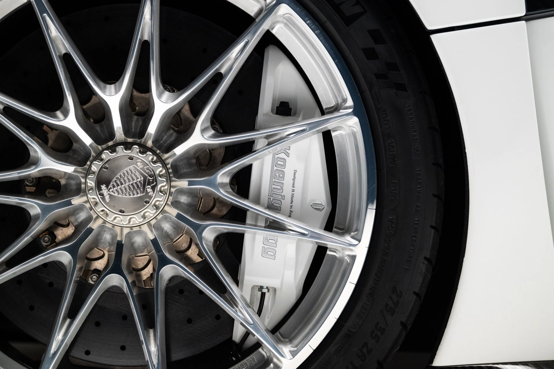 mph063_2518884137_13358_p64_l_202722c494