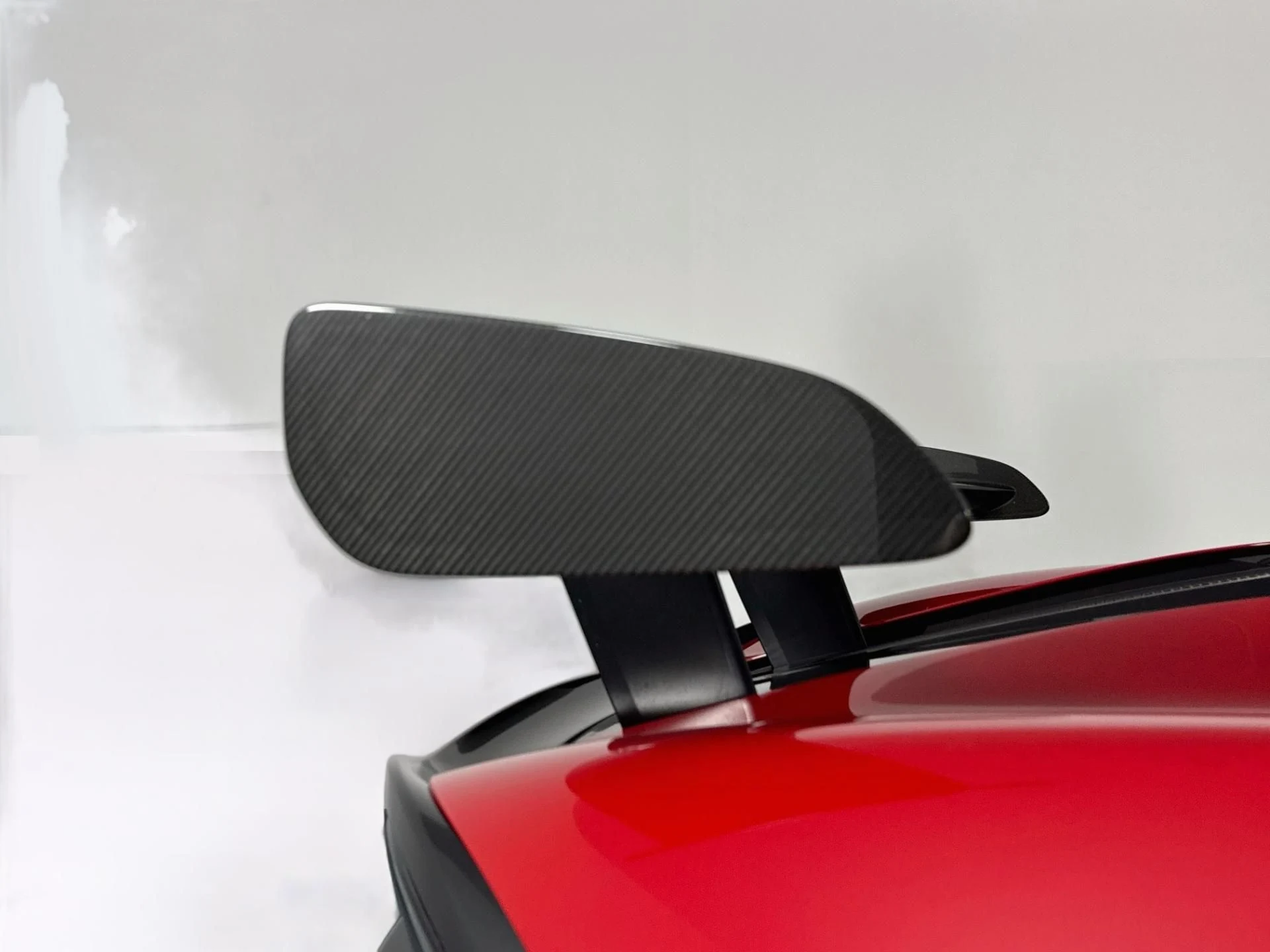 mph063_2527434583_Used_2020_Mc_Laren_620_R_1787114672_f7cc42a2e6