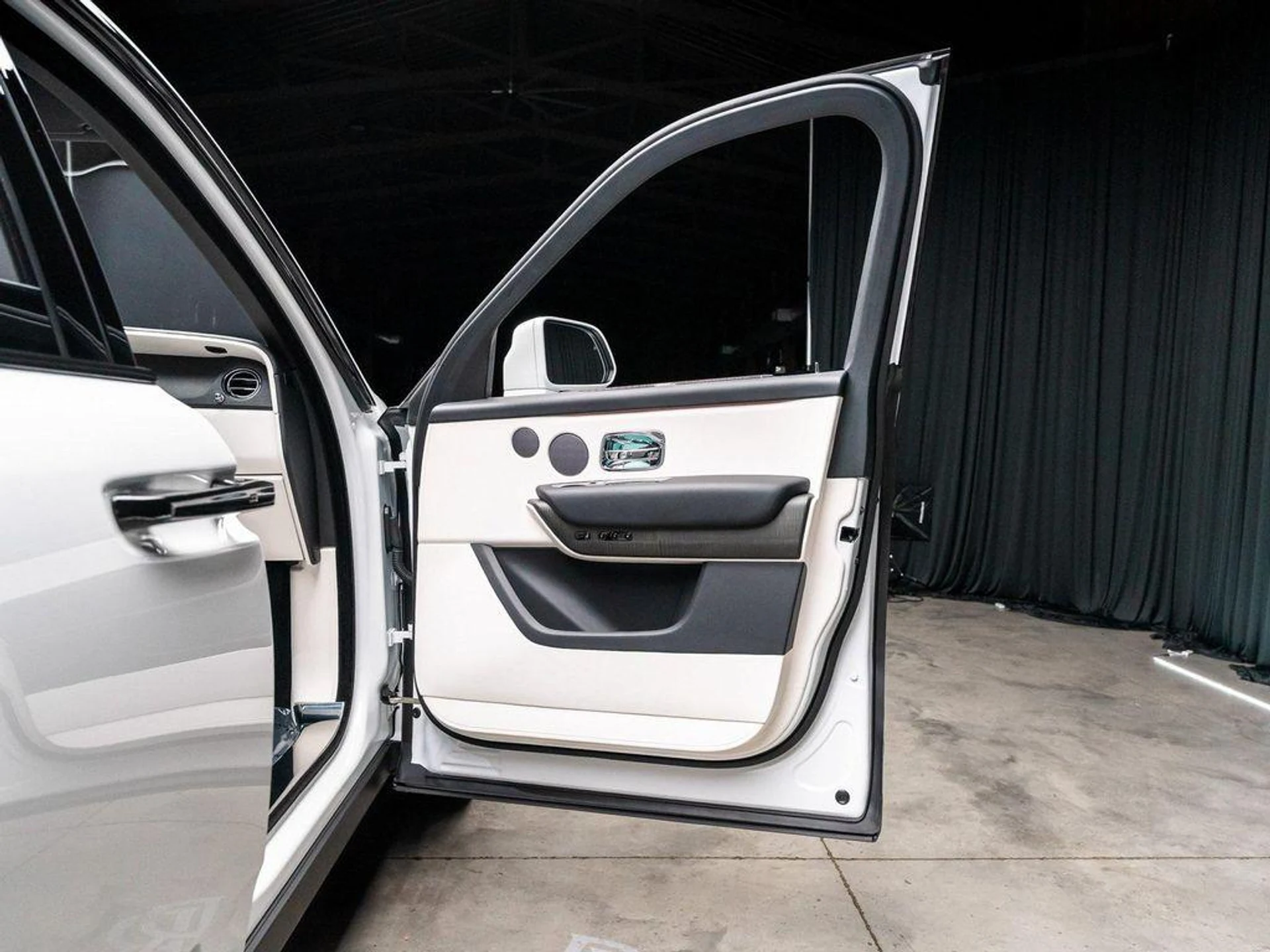 mph063_2539169935_Its_N69ba_X_Yf_Wh0u_BK_6_AAP_4w_Qq_Kc_4803763db9