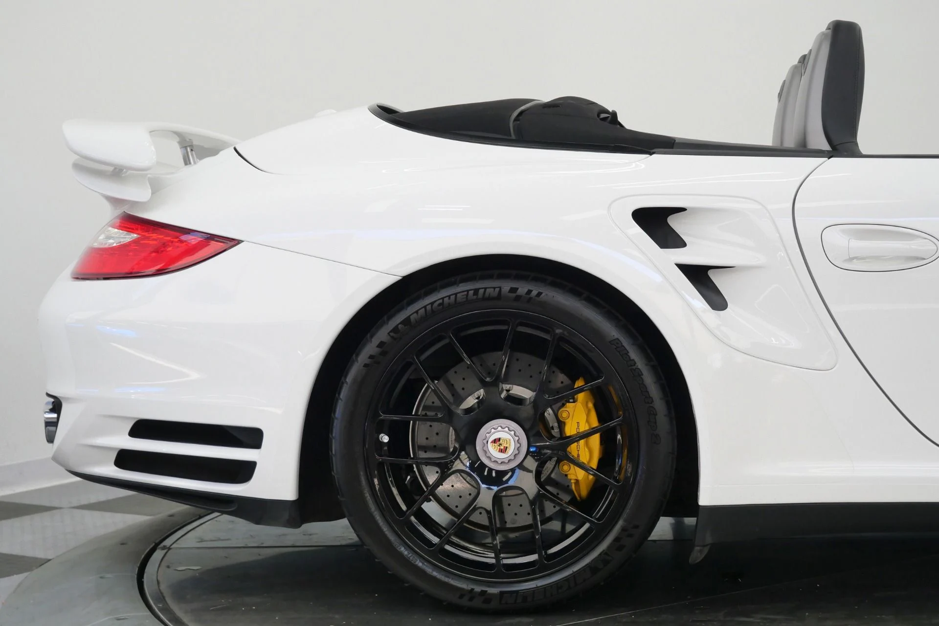 mph063_2539361784_Used_2012_Porsche_911_Turbo_S_Cabriolet_Adaptive_Sports_Seats_Sport_Chrono_1779828864_74b53bed88